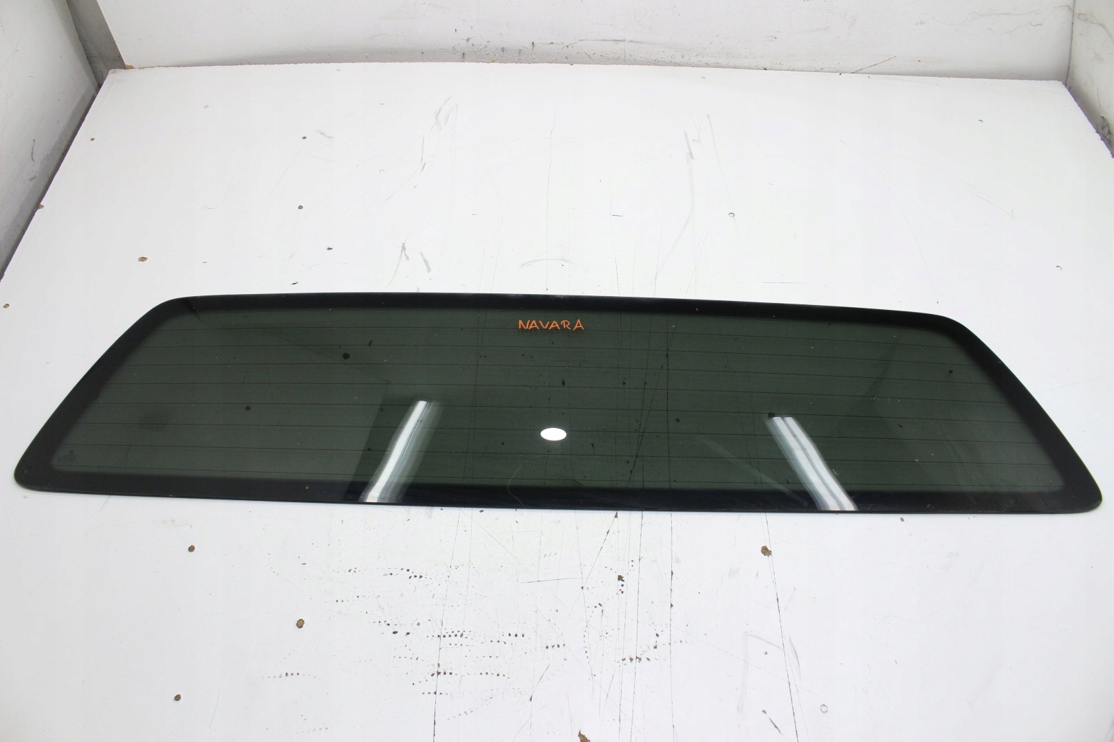 Szyba Tył Nissan Navara D40
