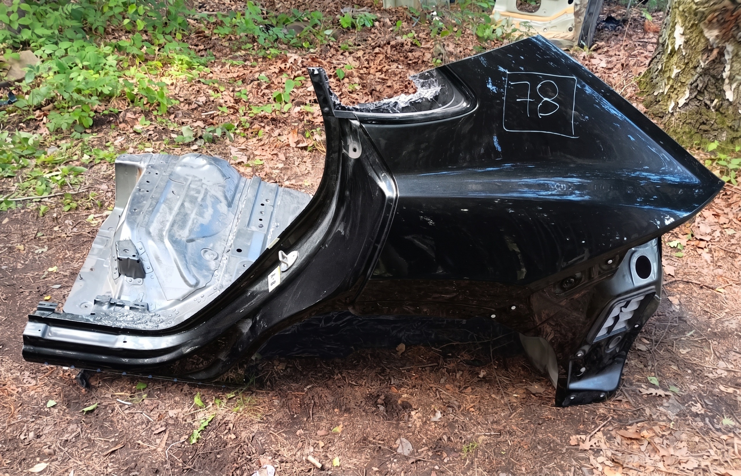 IDEALNA KPL. quarter left fender rear part rear LAMBORGHINI URUS 1