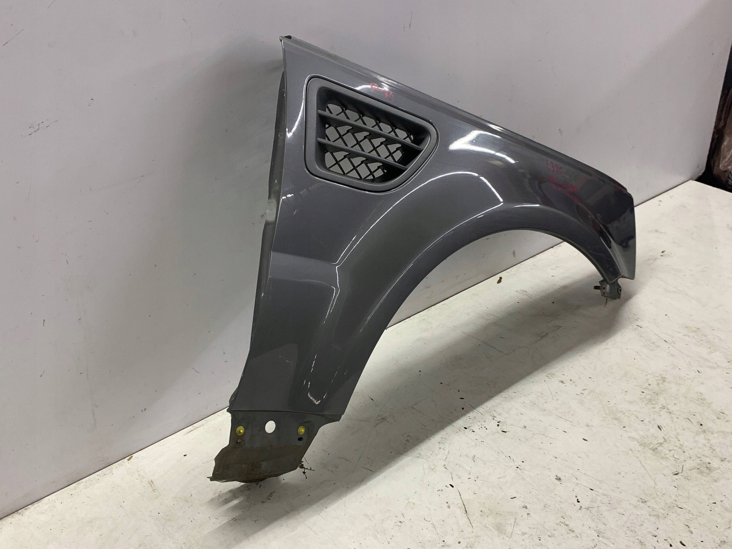 fender right front front RANGE ROVER SPORT L320 (05-13) colour LRC 907