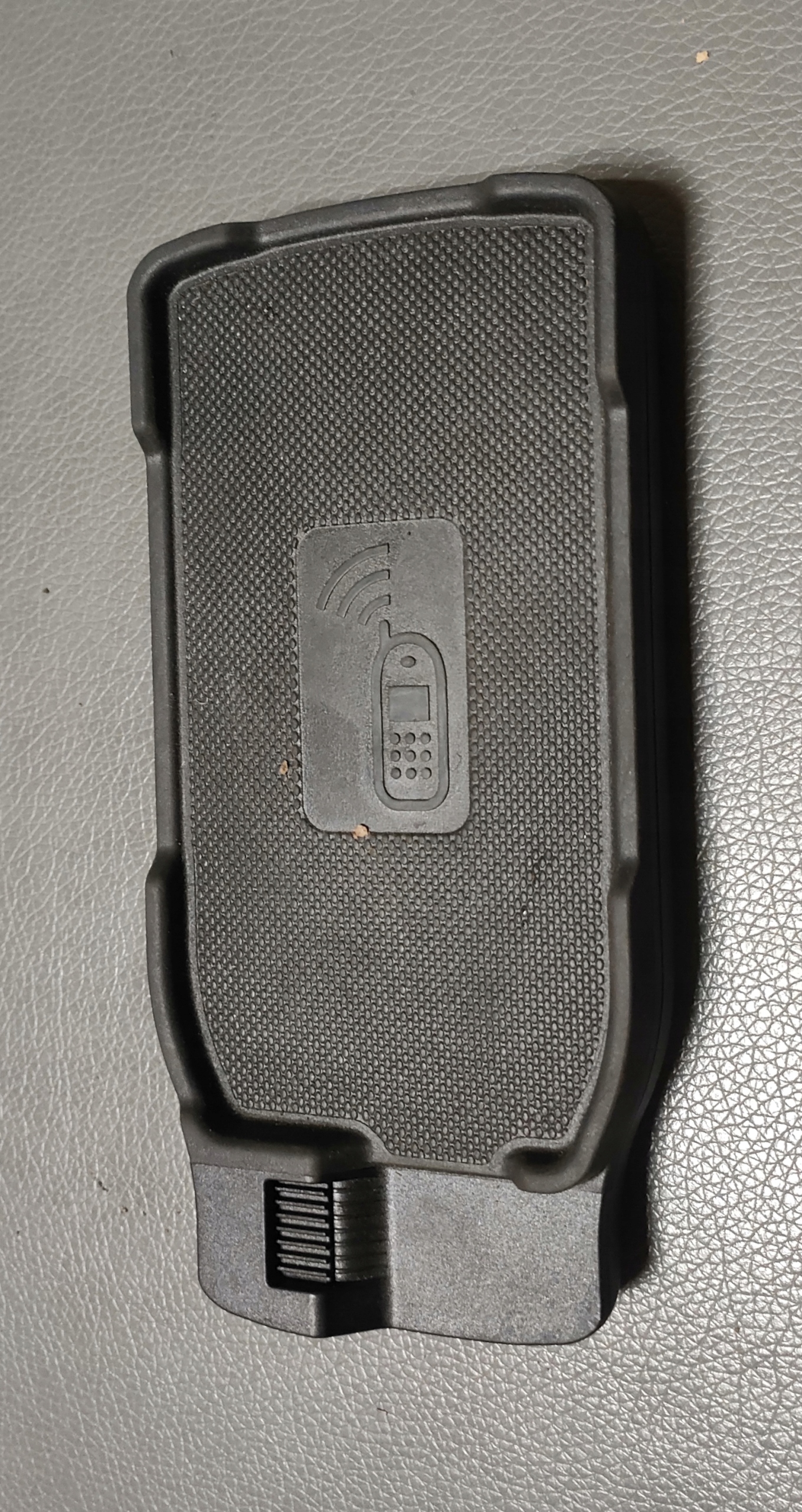 Audi Universelle Handyablage 4G0051435A