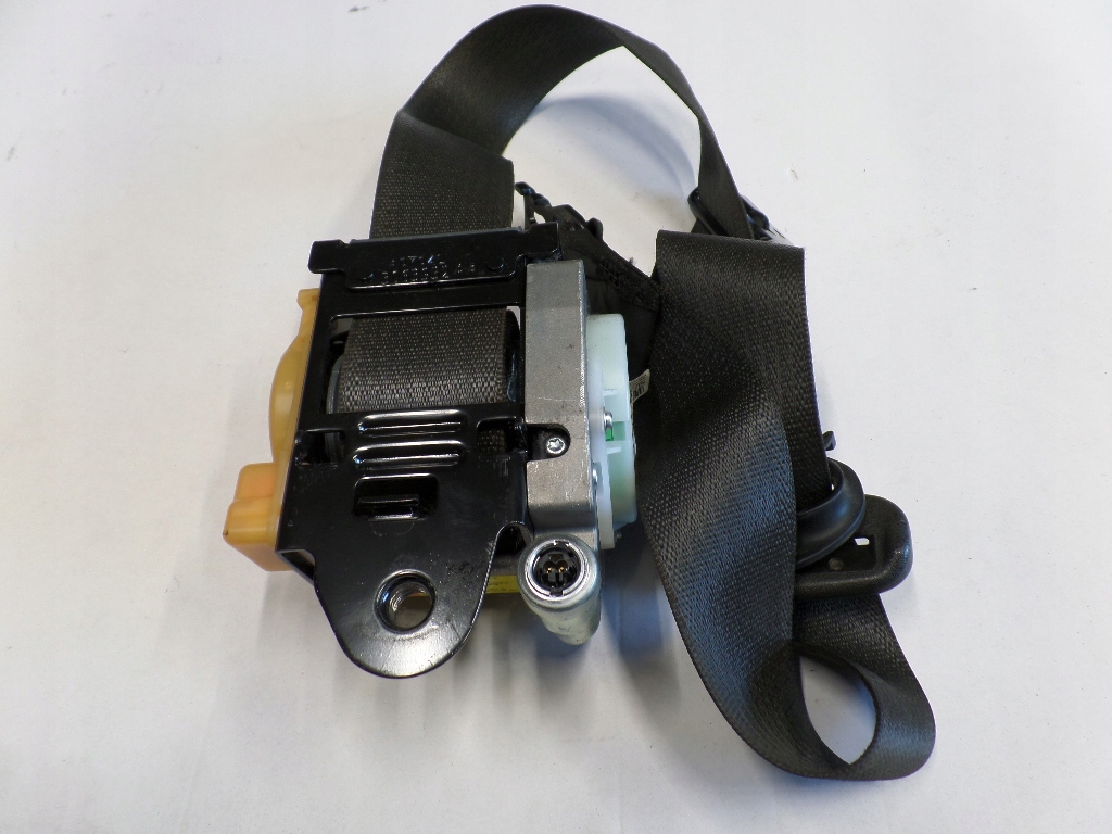 opel INSIGNIA A ремень безопасности передний правый