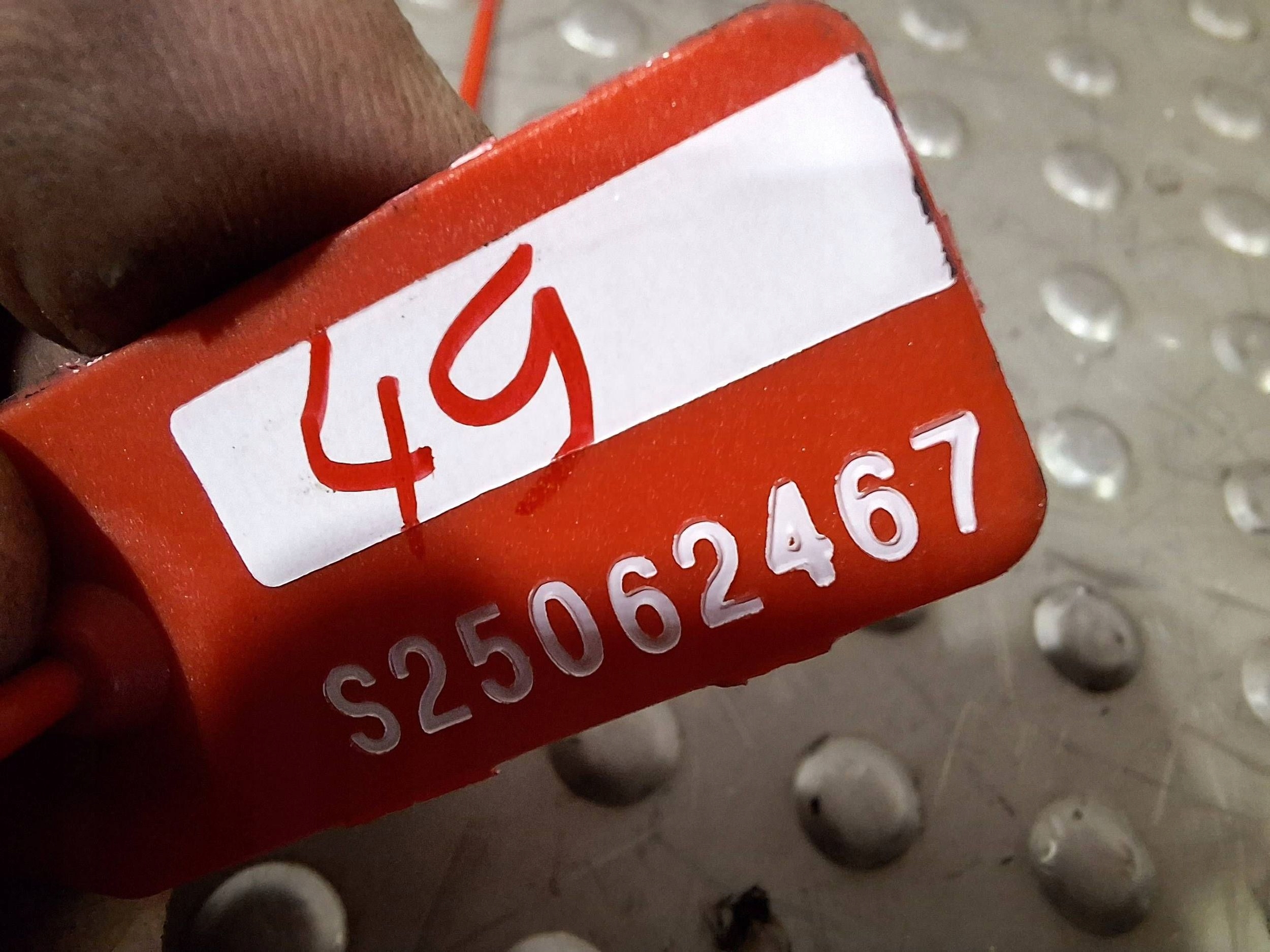 bumper bracket rear part 850326829R RENAULT RAFALE