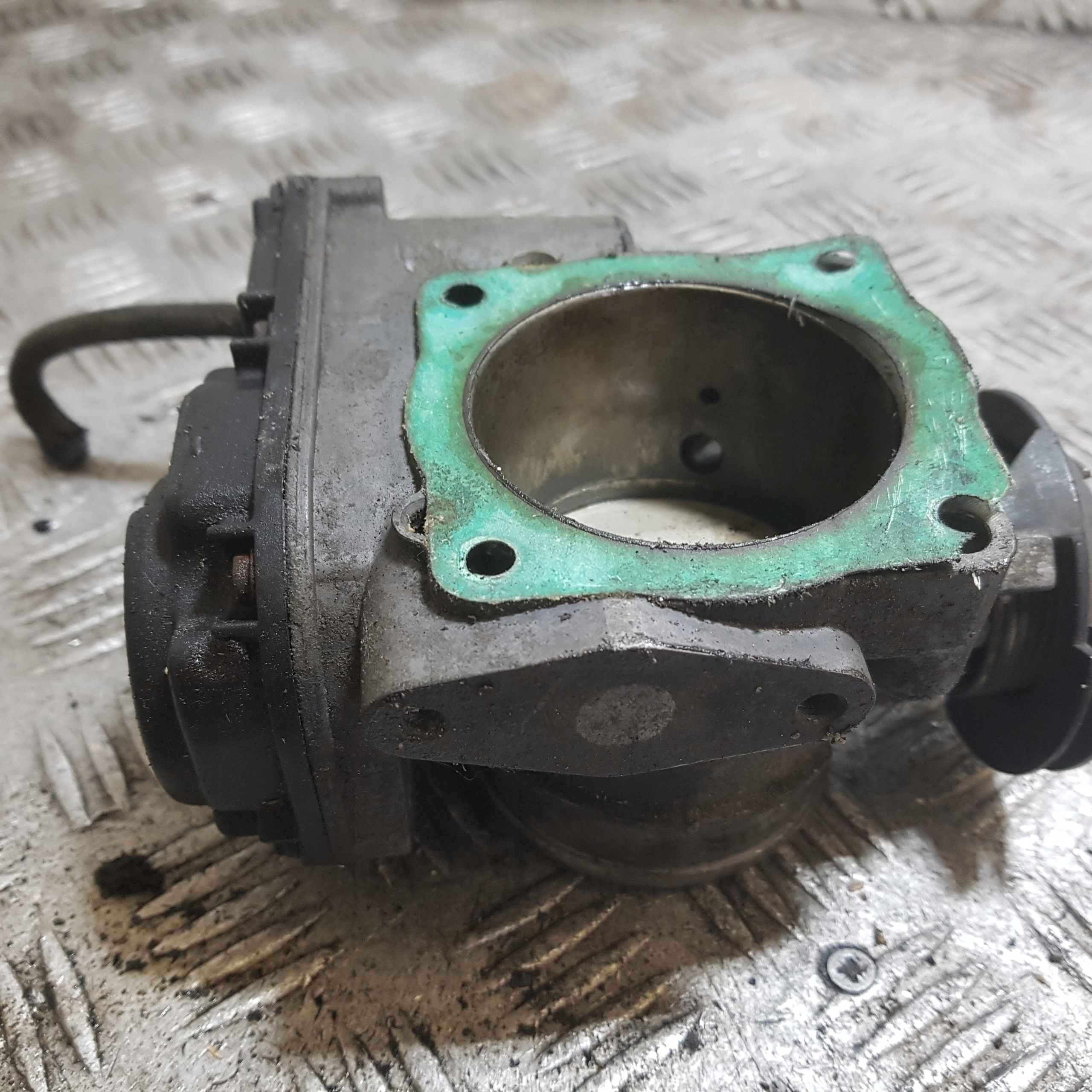 Valvola a farfalla VOLKSWAGEN SHARAN 1 1.8 T 06A133064P