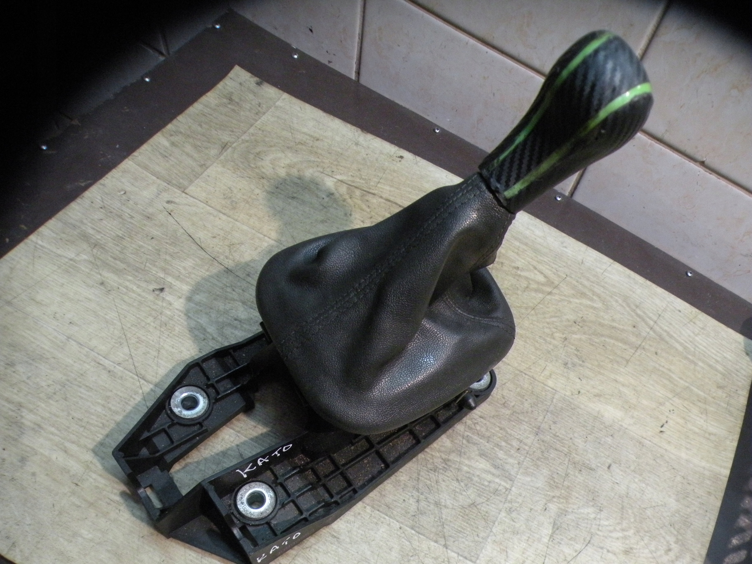 30899953 - Volvo S40 V40 01-03 Lift рычаг переключения передач