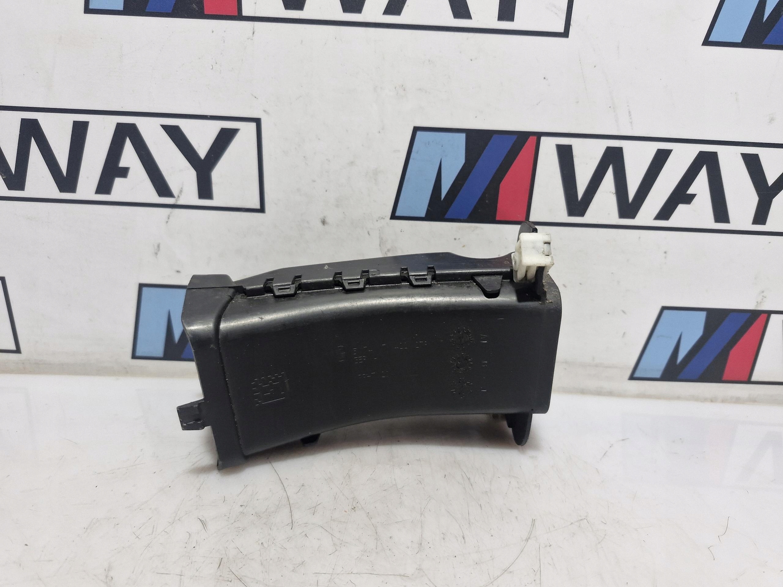 BMW G20 G21 intake drain air left tube 7422279