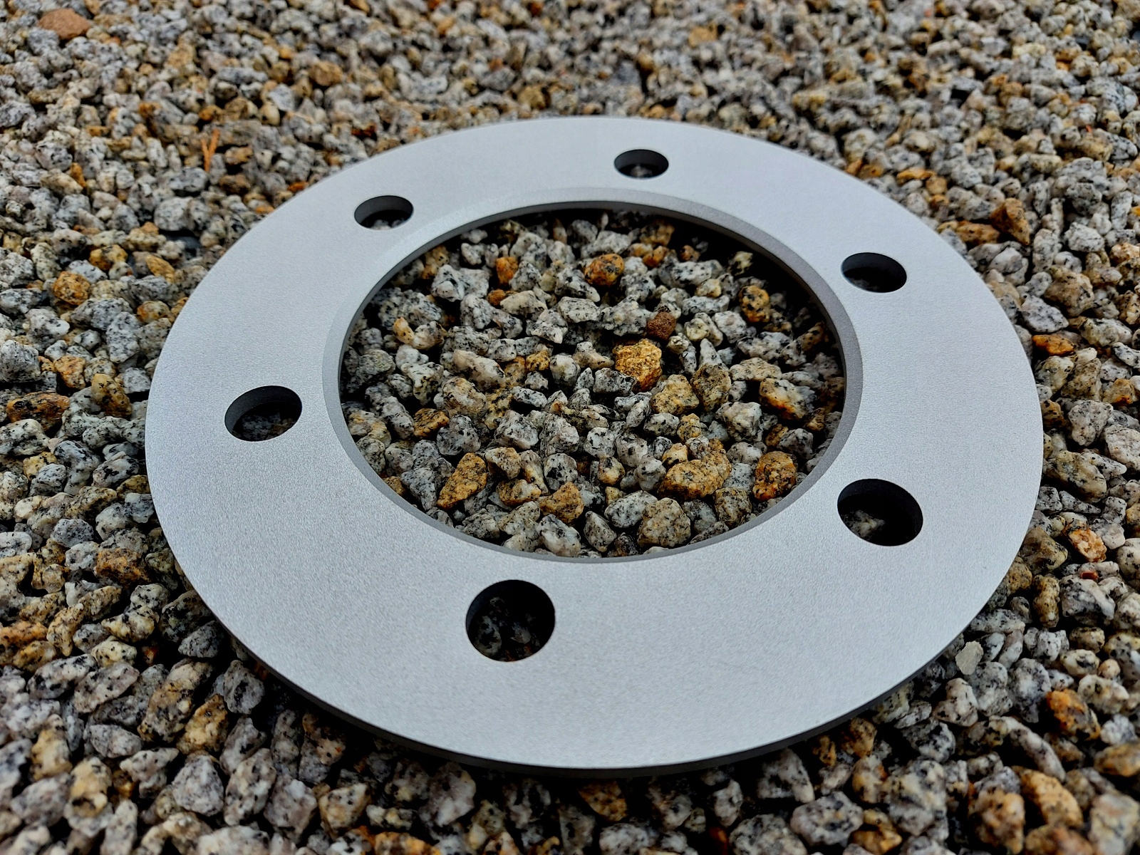 

Dystanse Nissan Opel Toyota 6x139,7 110 5mm