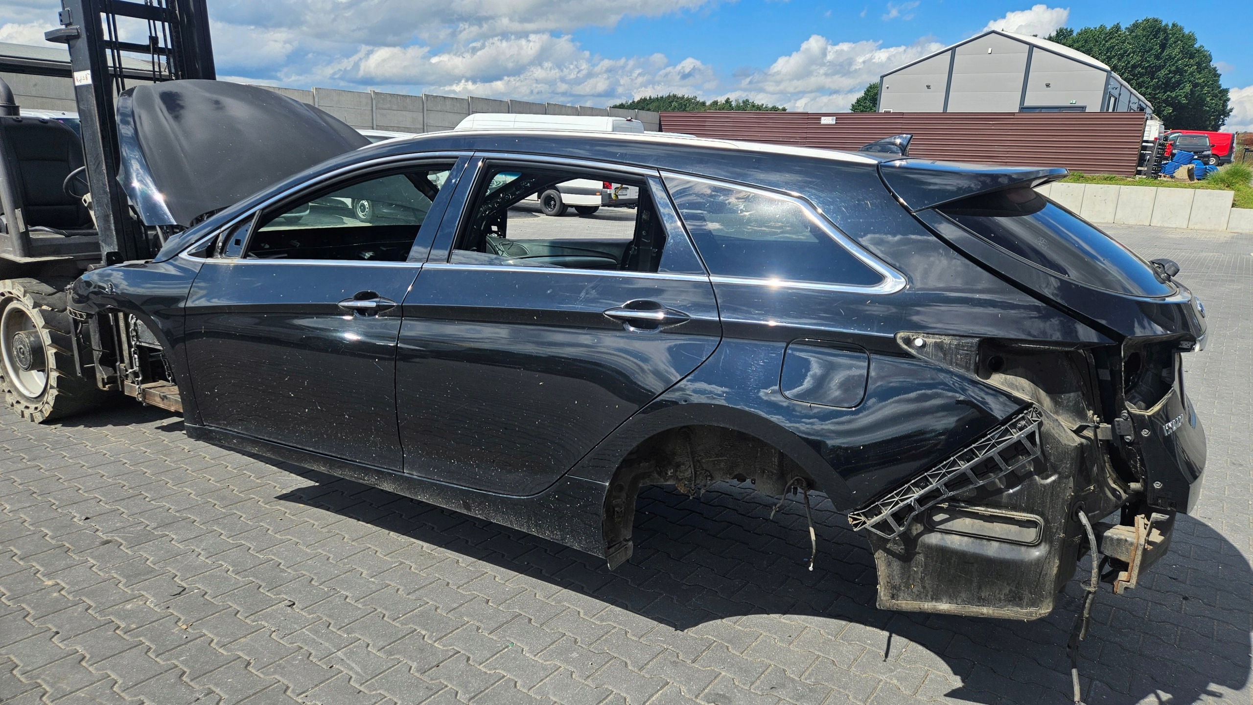 door front left complete HYUNDAI I40 colour NKA