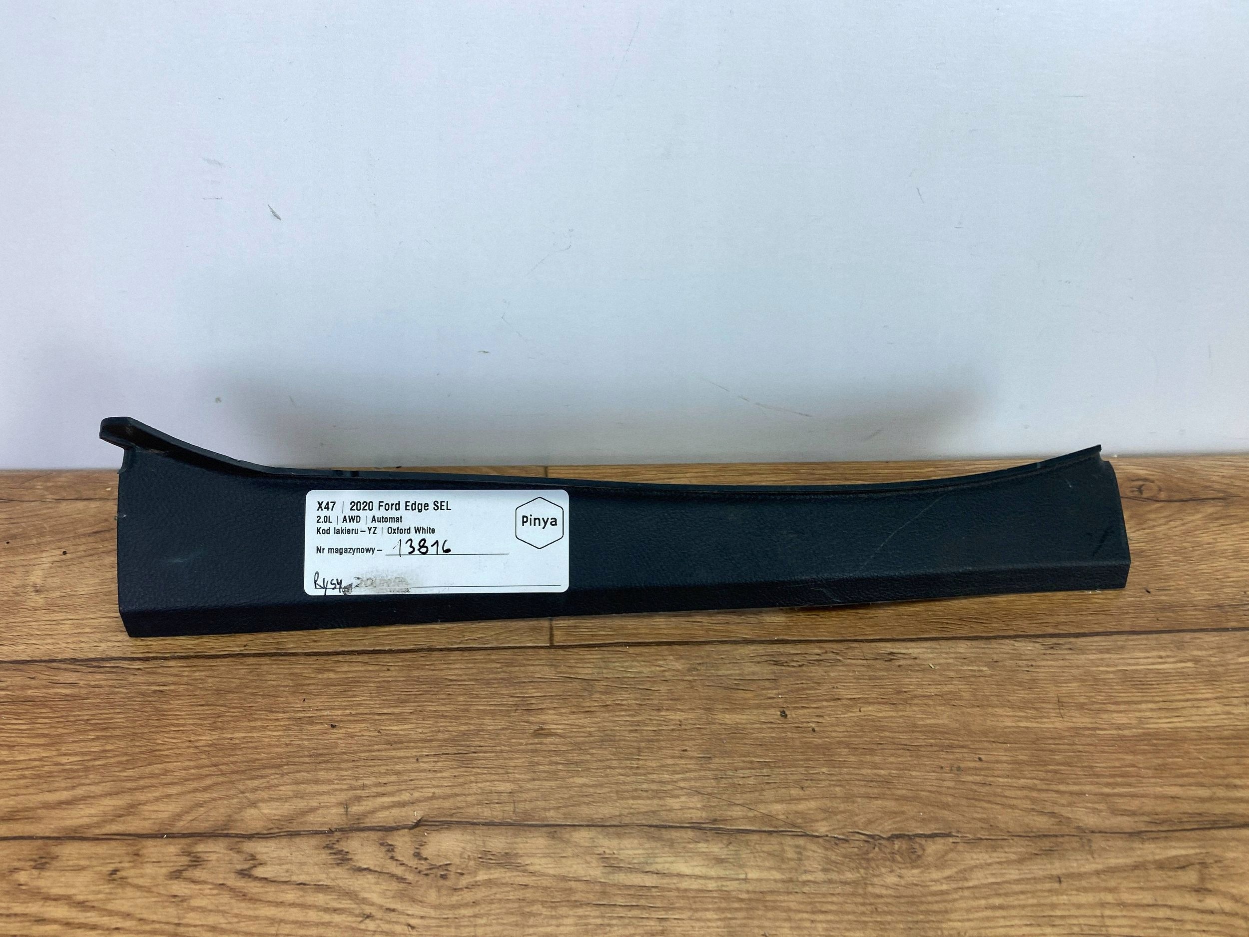 cover slupka A Ford Edge II 2019+