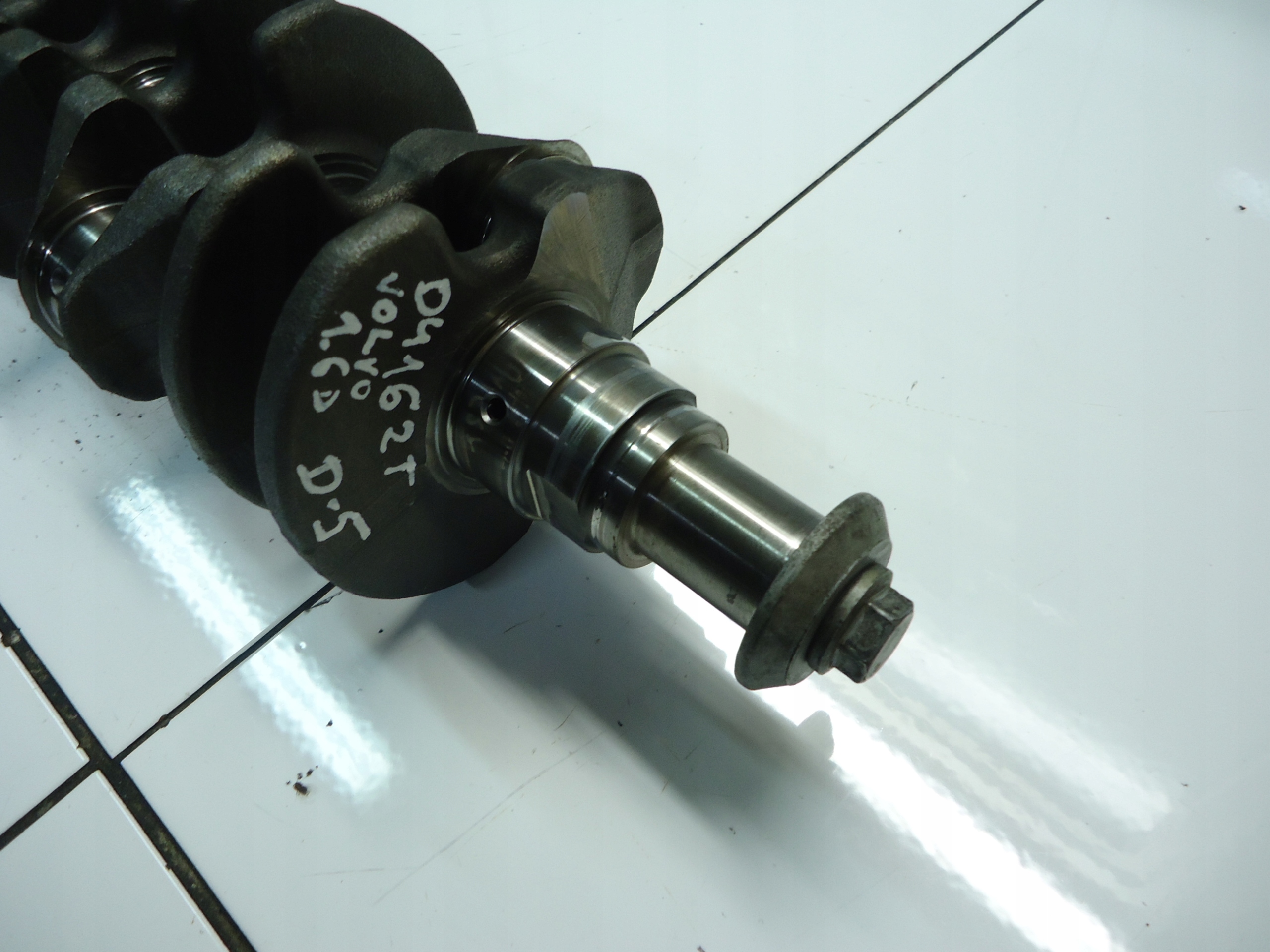 VOLVO S40 1.6 D4162T crank