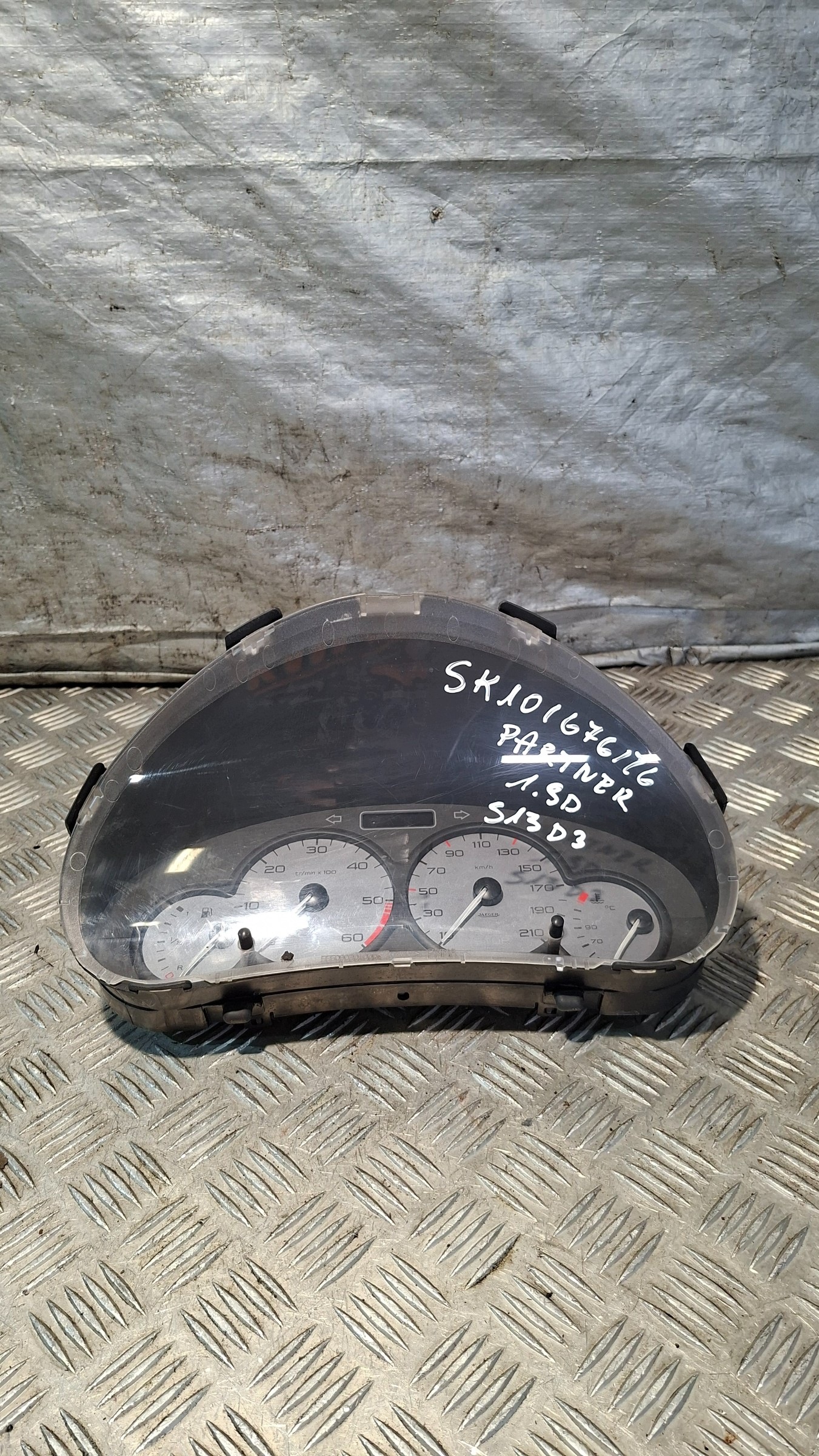 dials dials PEUGEOT PARTNER 1.9D 96522463