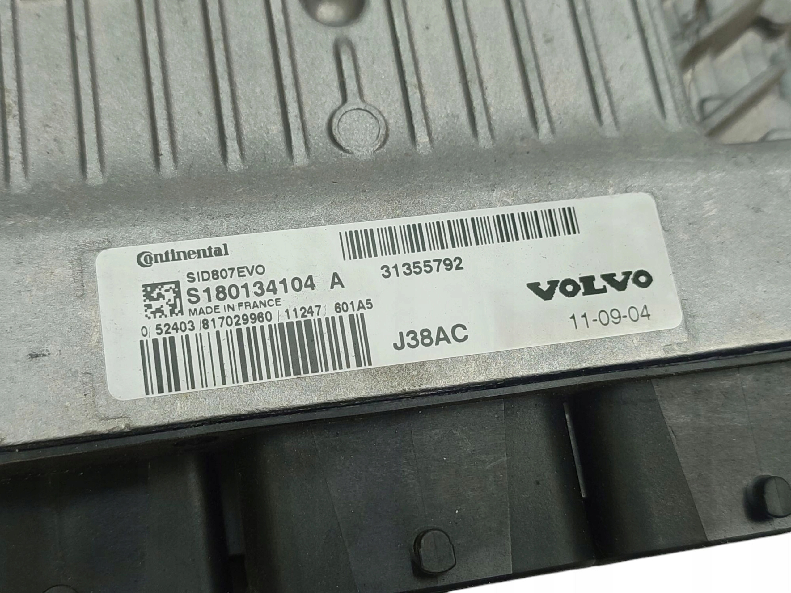 computer control unit of the engine VOLVO S60 II 1.6 D2 114KM 31355792