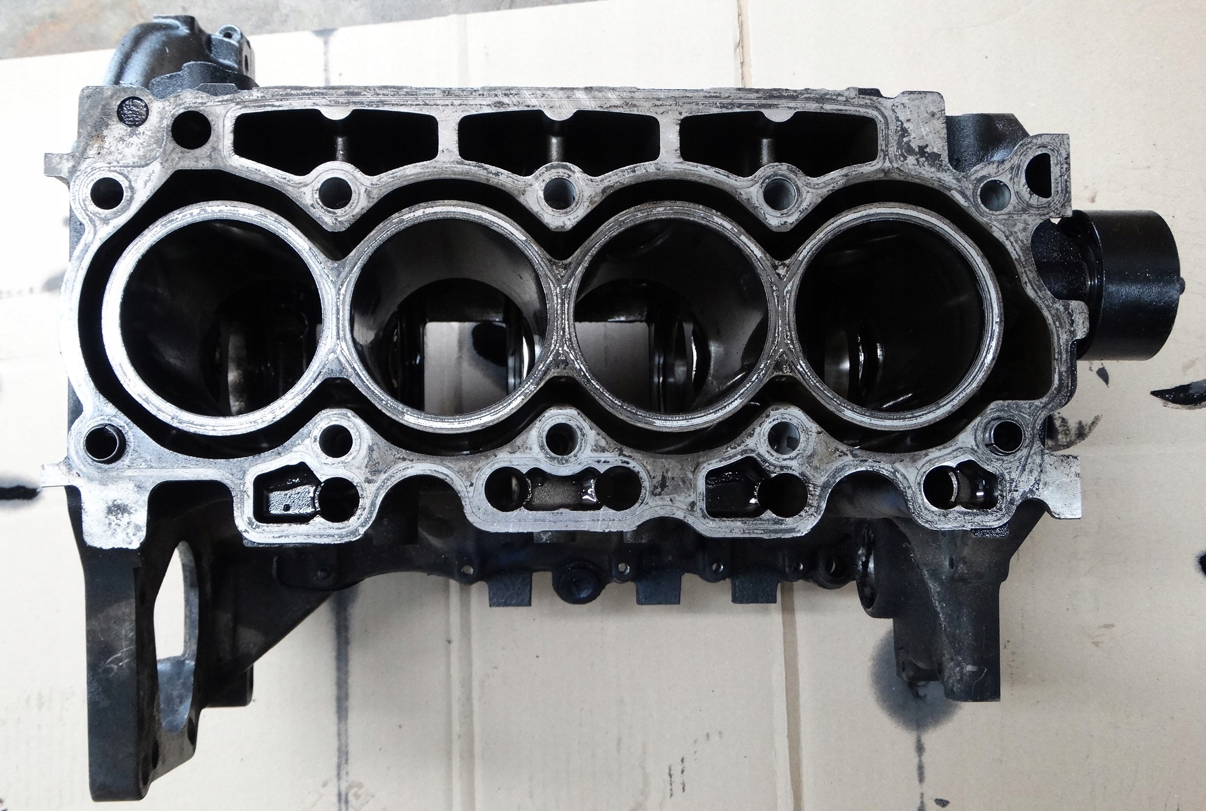 БЛОК + ШАТУН + ПОРШНІ 1.4 HDI TDCI 68KM / FORD / MAZDA