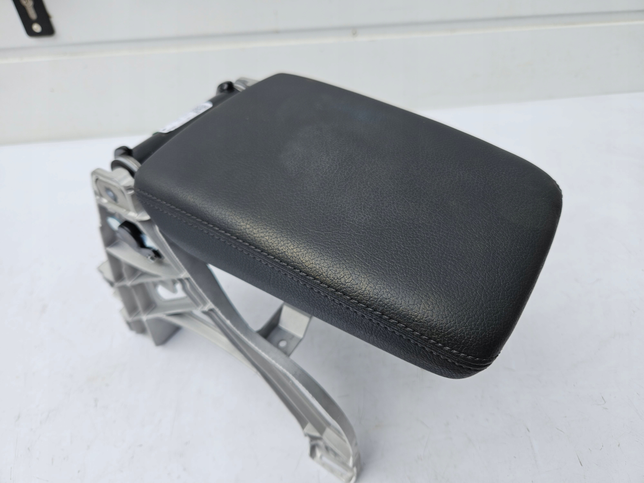 armrest door leather black SKORZANY AUDI A4 B9 8W