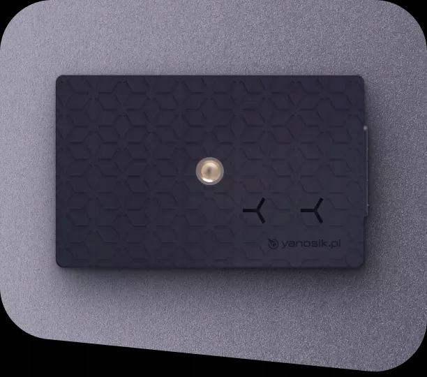 Yanosik RS dla najlepszych z abonamentem 12msc Model RS