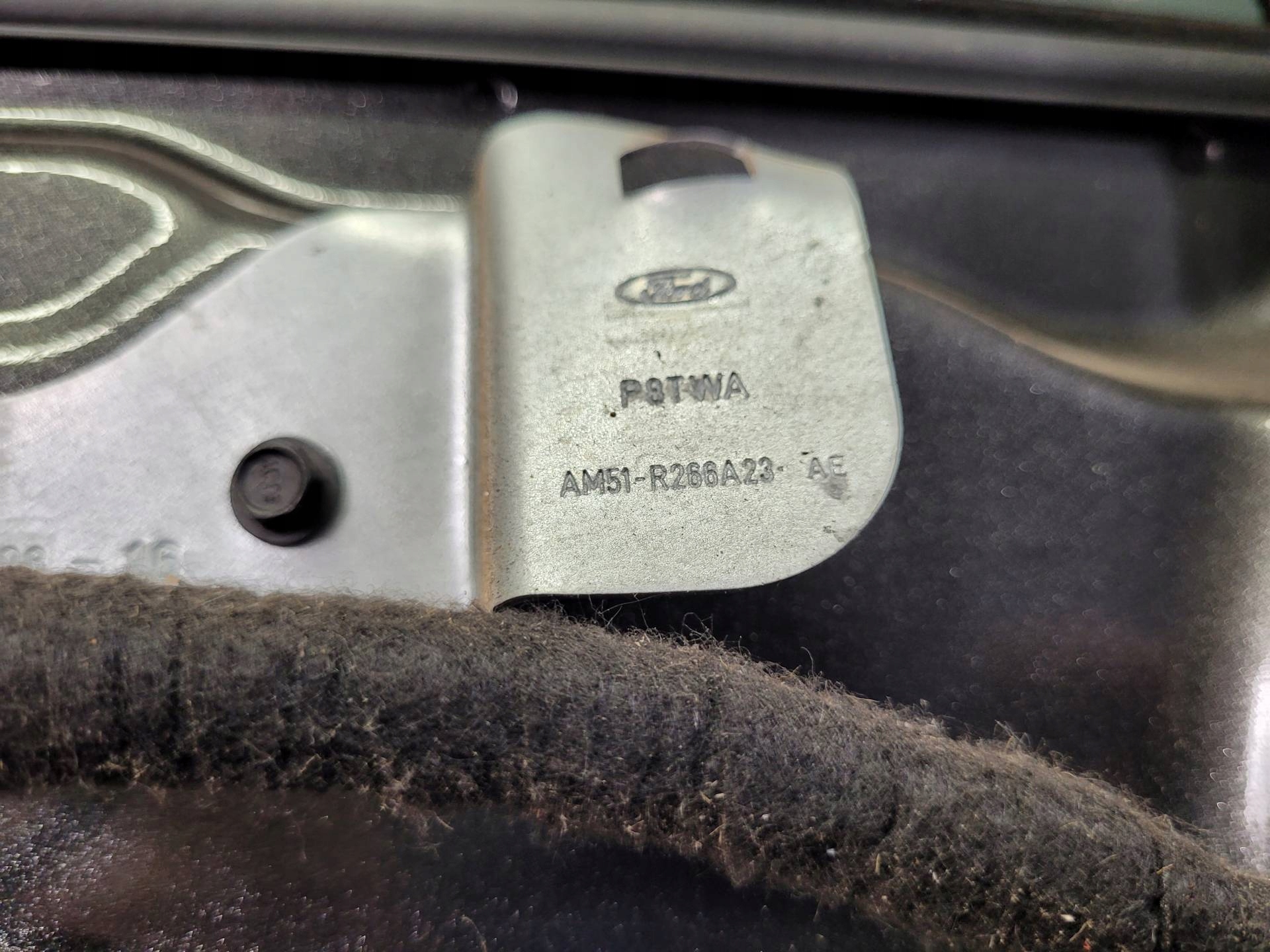 dveře záď levá strana Ford C-Max 2 2015
