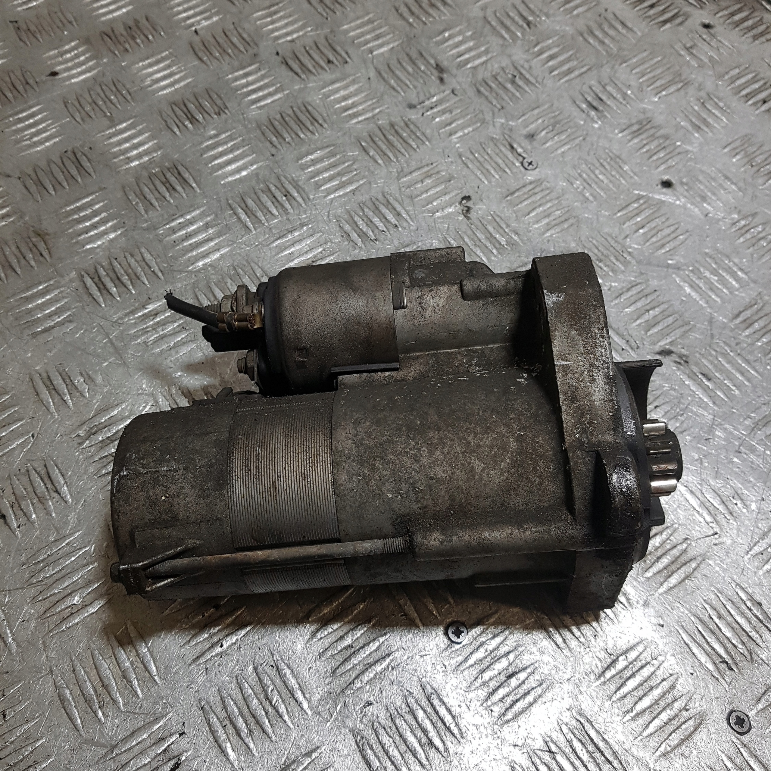 starter VOLKSWAGEN TOUAREG 077911023J 4.2 V8