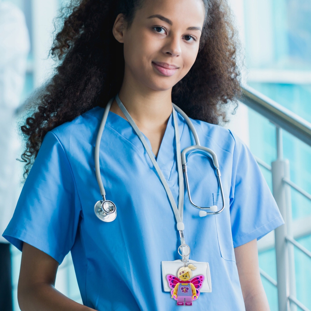 LEGO BRELOK LATARKA LED MOTYLEK DZIEWCZYNKA MOTYL Liczba elementów 1 szt.