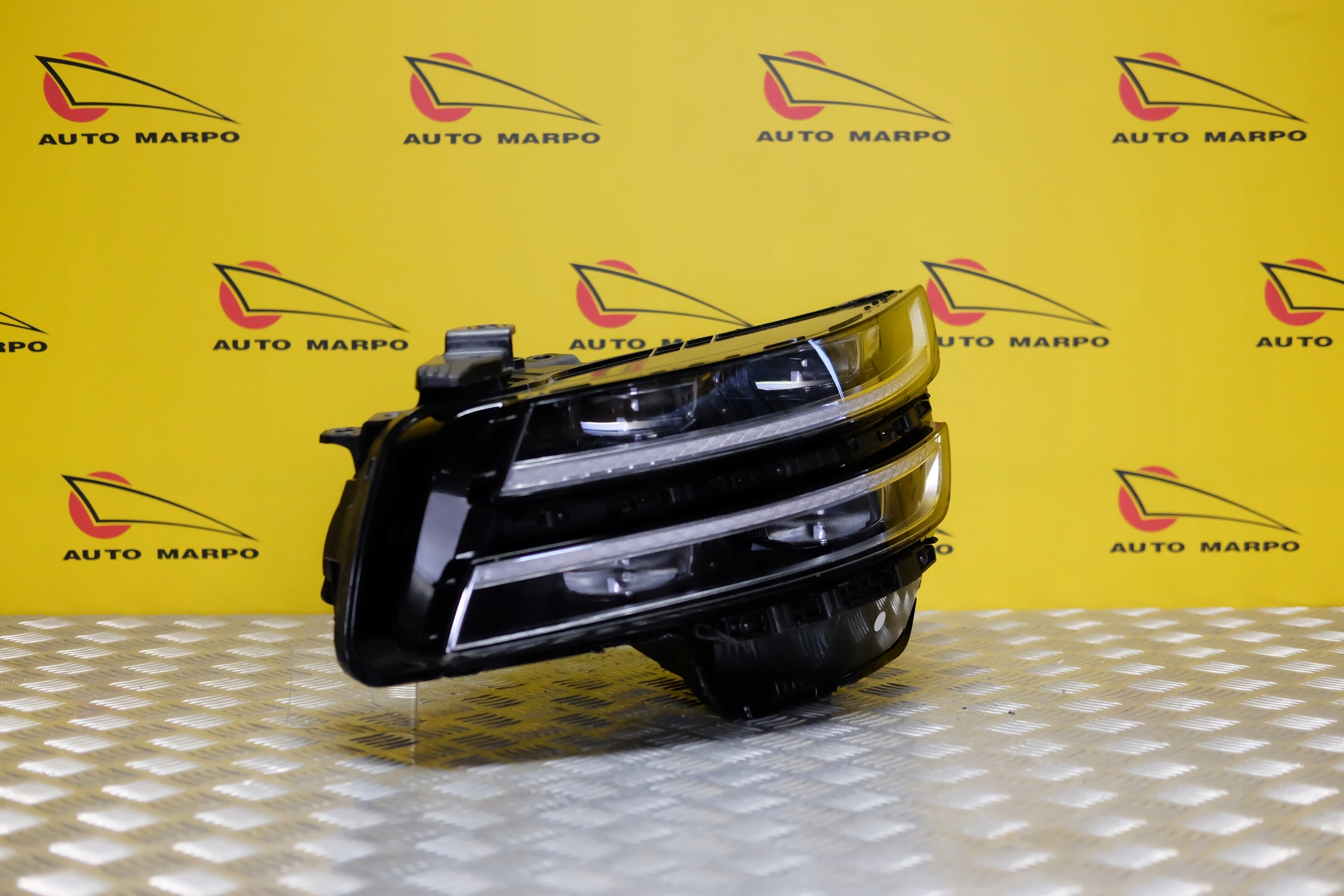 HYUNDAI GENESIS G80 2020- REFLEKTOR LAMPA LED EU Strona zabudowy lewa