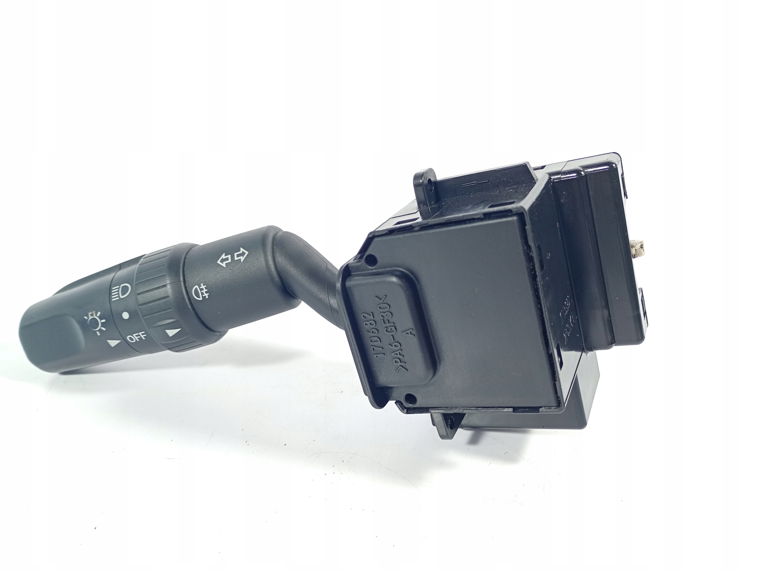 Mazda 3 III 03-09 switch switch stalk switch of wipers OE 17D682