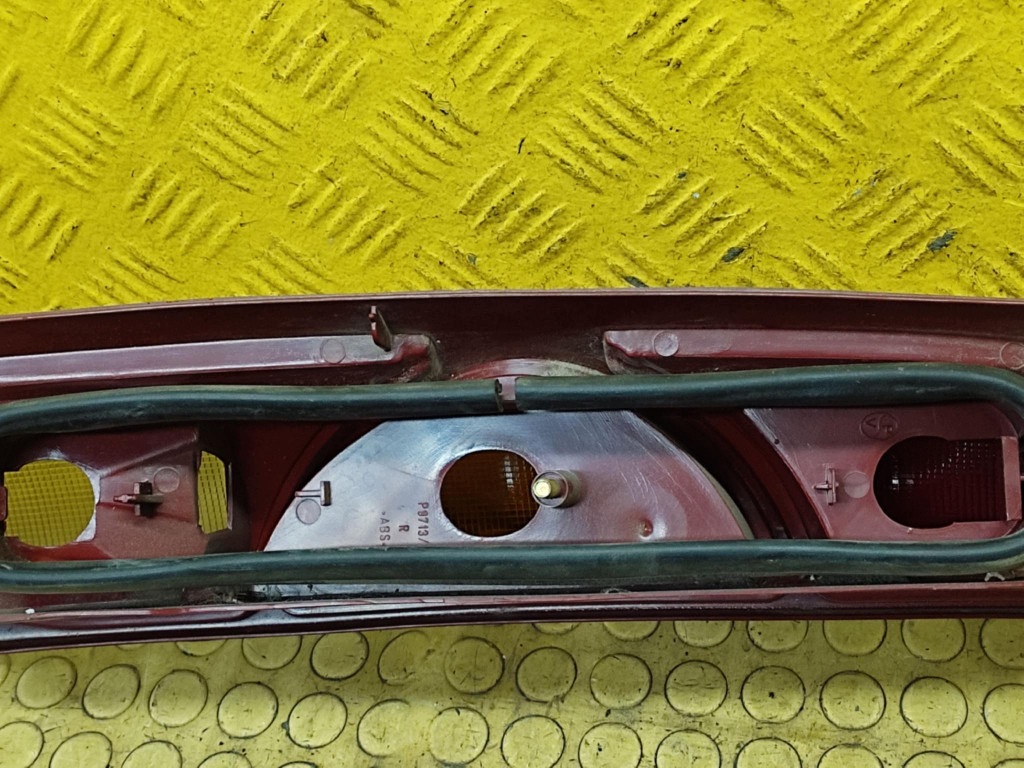 RENAULT KANGOO and light right rear part