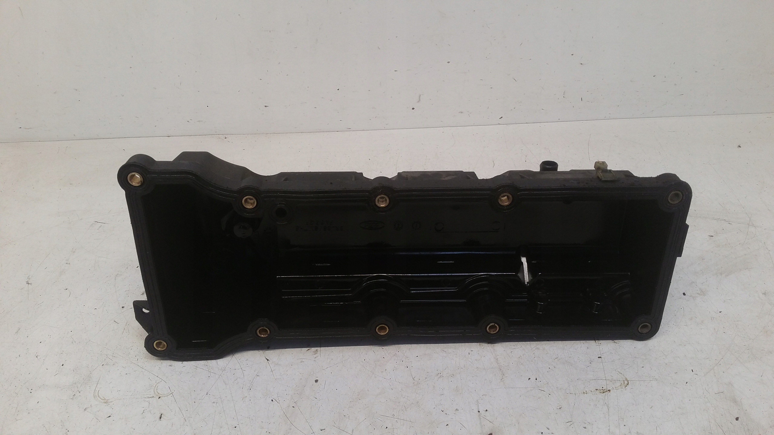 Deckel Abdeckung der Ventile 1,3 Ford Fiesta MK6 LIFT