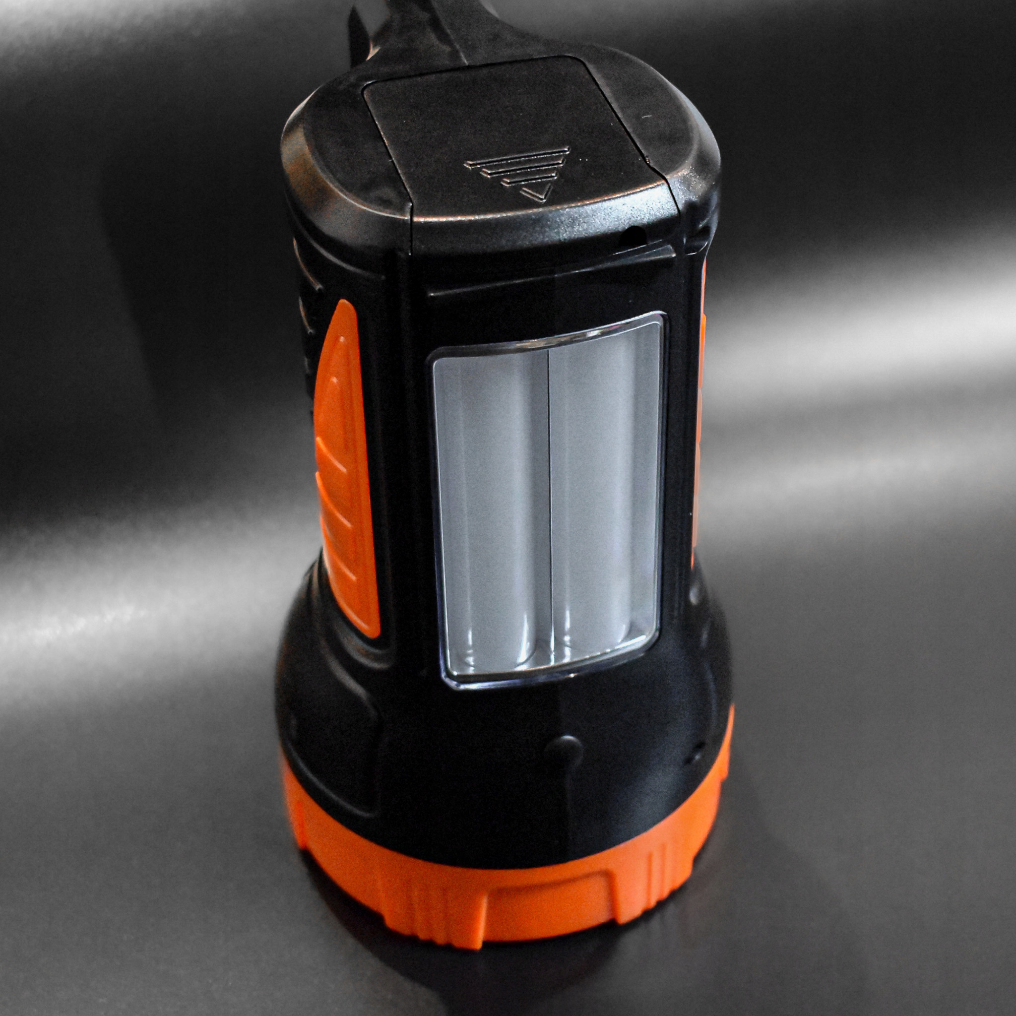 LATARKA LED MOCNA AKUMULATOROWA SZPERACZ ŁADOWALNA EAN (GTIN) 8281934458774