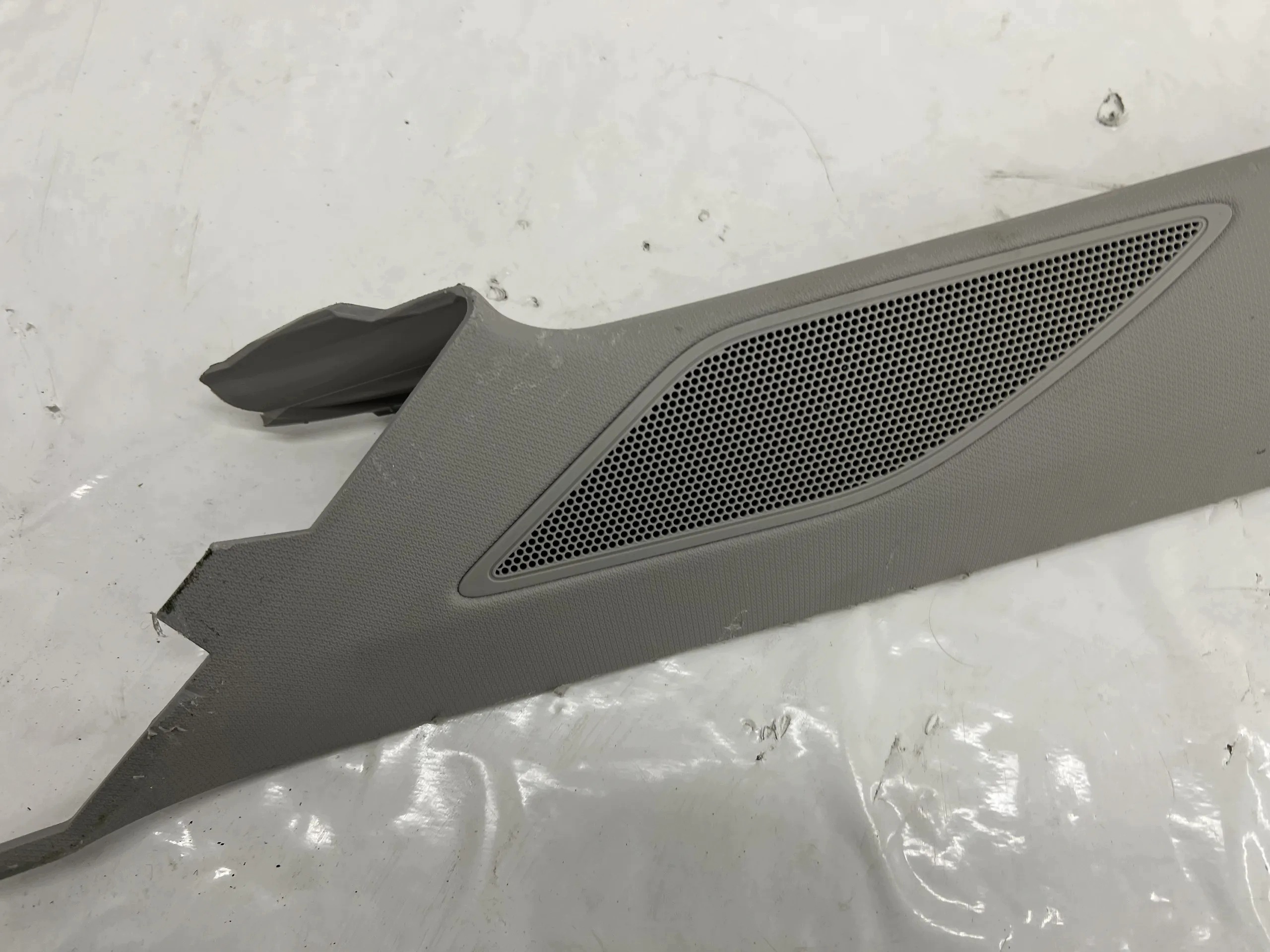VW GOLF VIII 8 cover pillar left front 5H0867233K