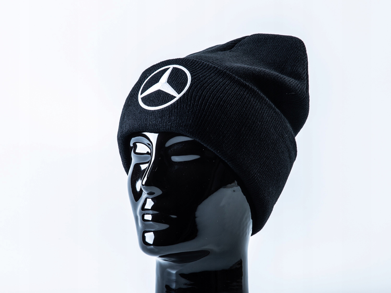Ciepła czapka Mercedes Benz czarna