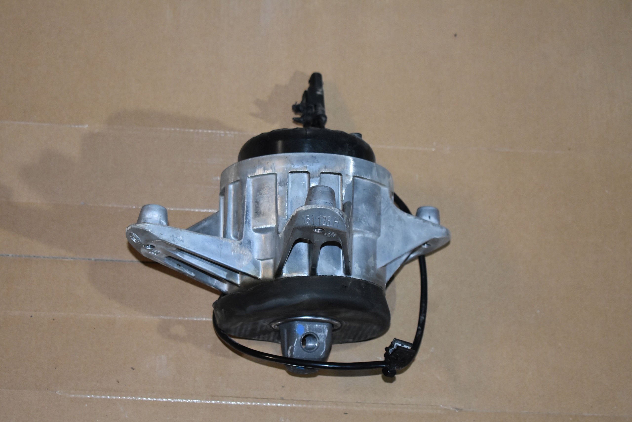 подушка Двигателя правая MERCEDES W167 1