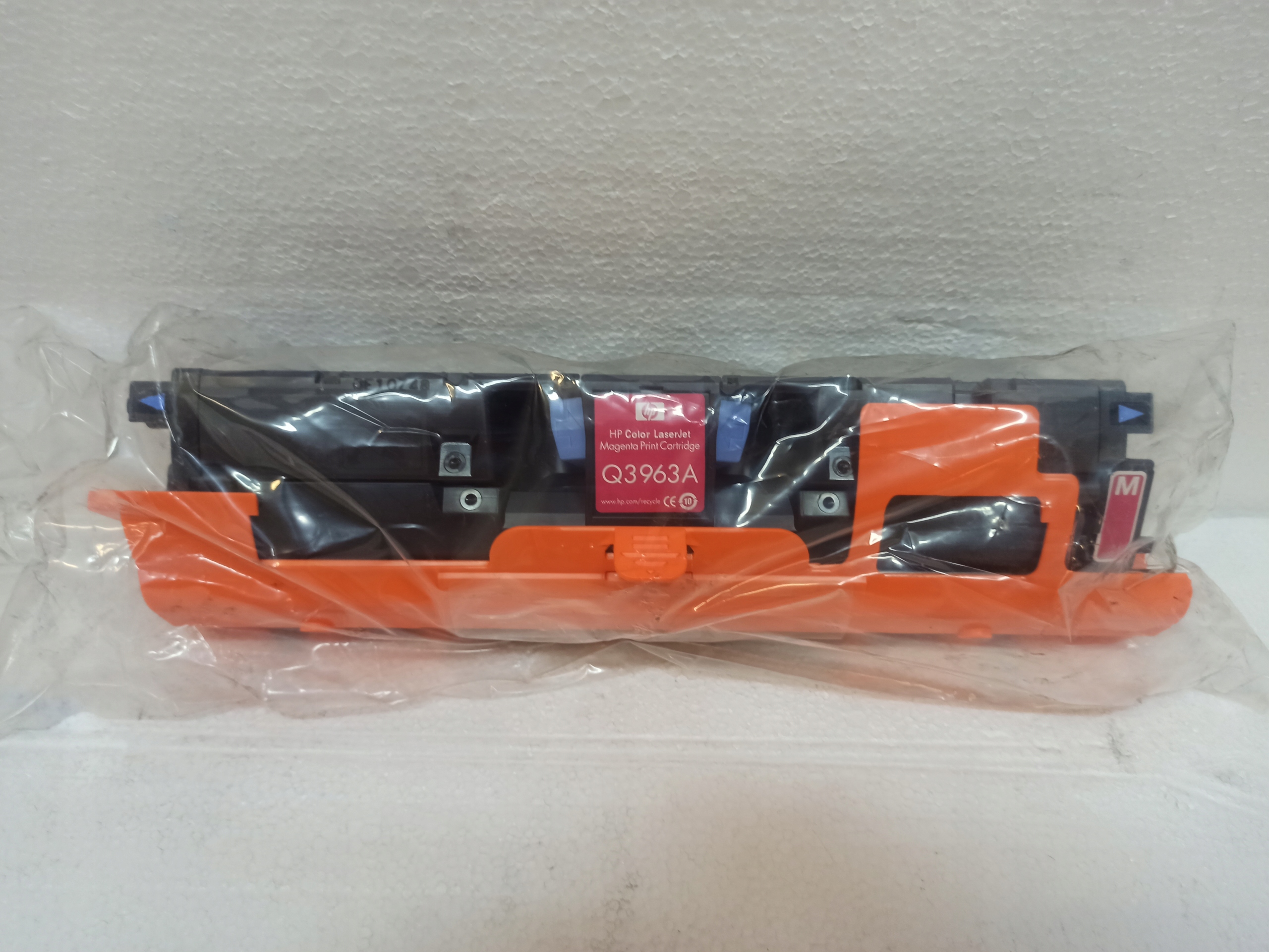 Oryginalny toner HP Q3963A (122A) do 2550 2820 FV