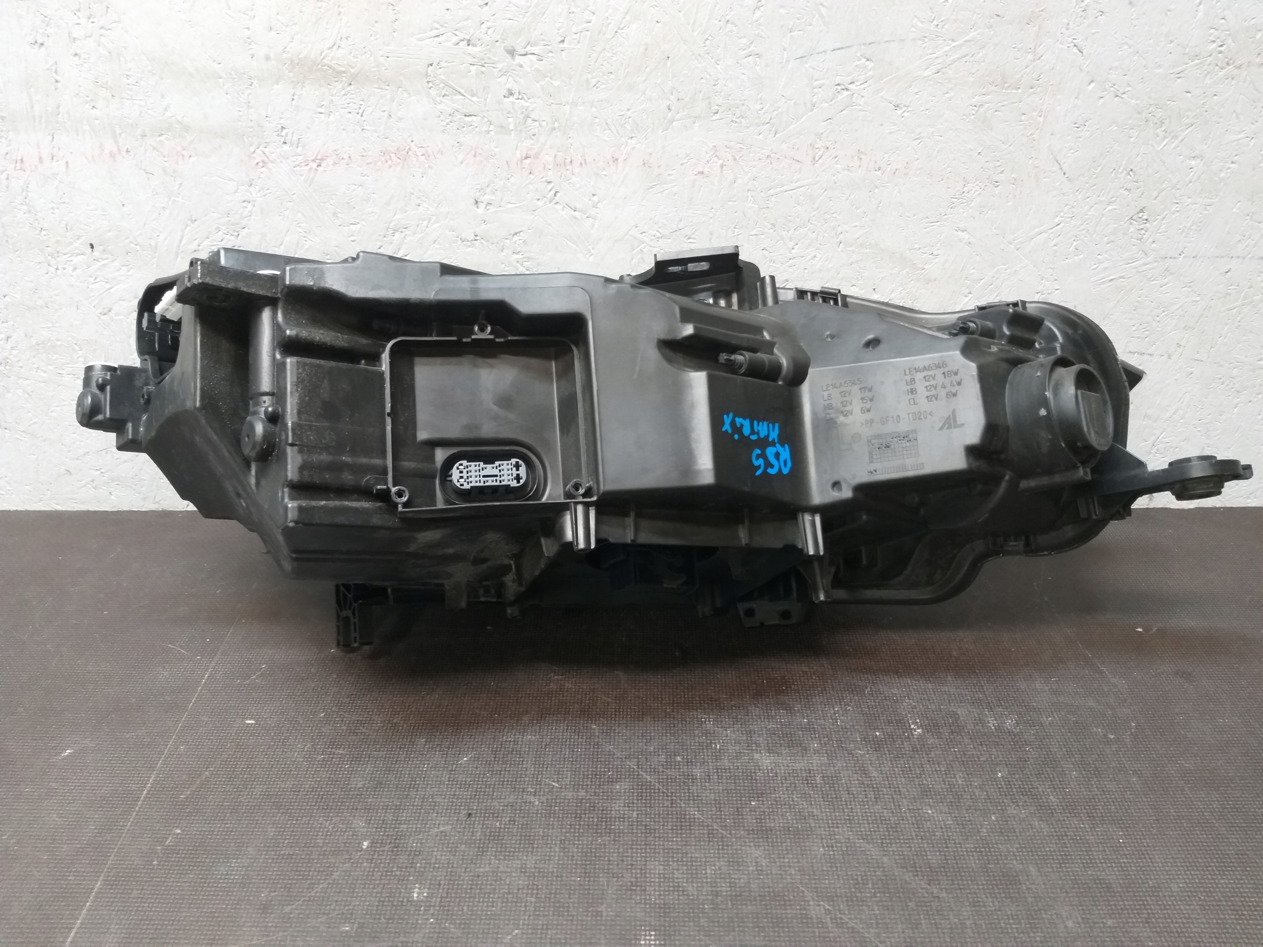 LAMPA PRZÓD LEWA AUDI A5 RS5 MATRIX FULL LED Producent części Audi OE
