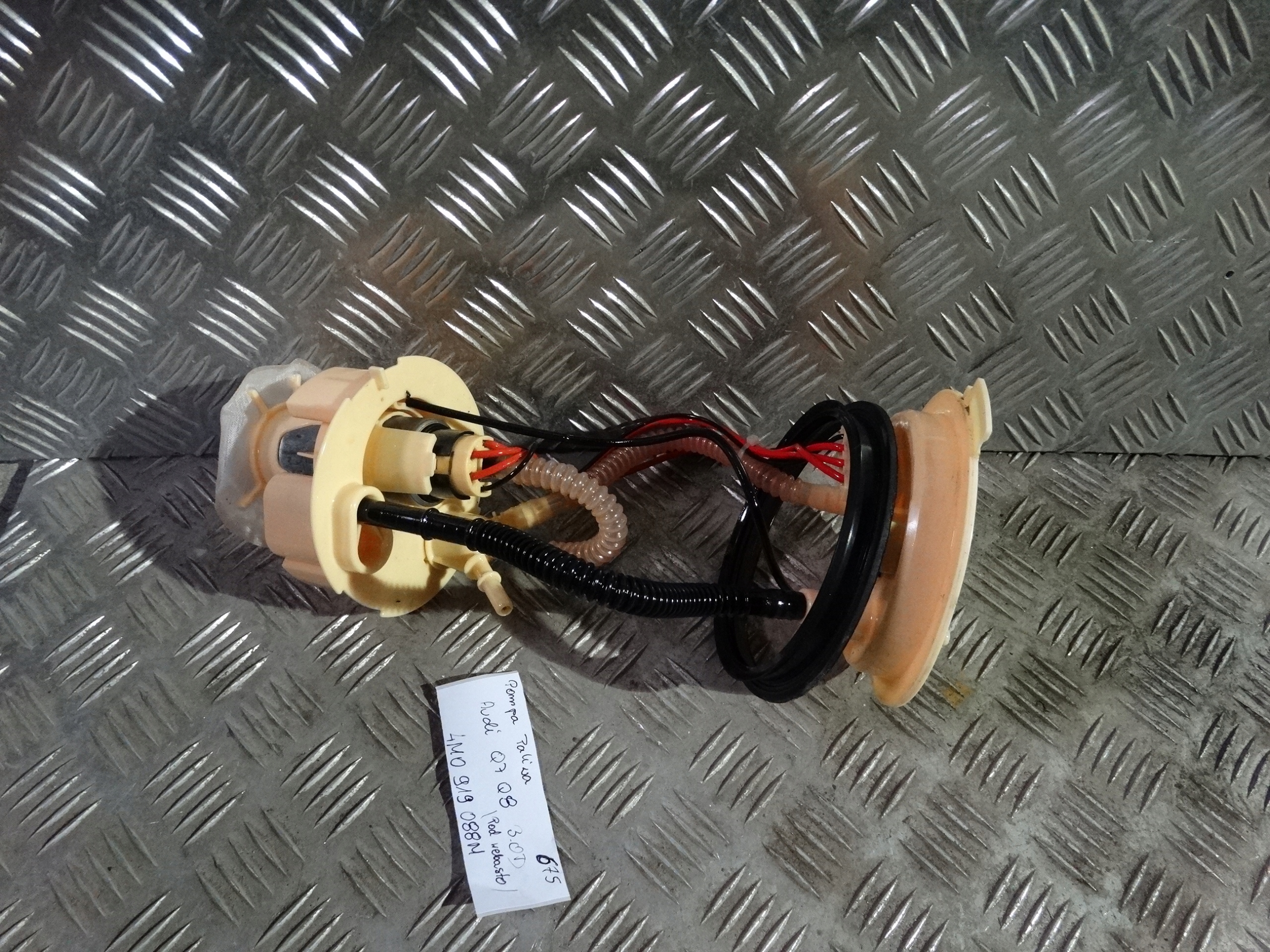 IDEALNA KPL. feed pump AUDI Q7 Q8 3.0D 1