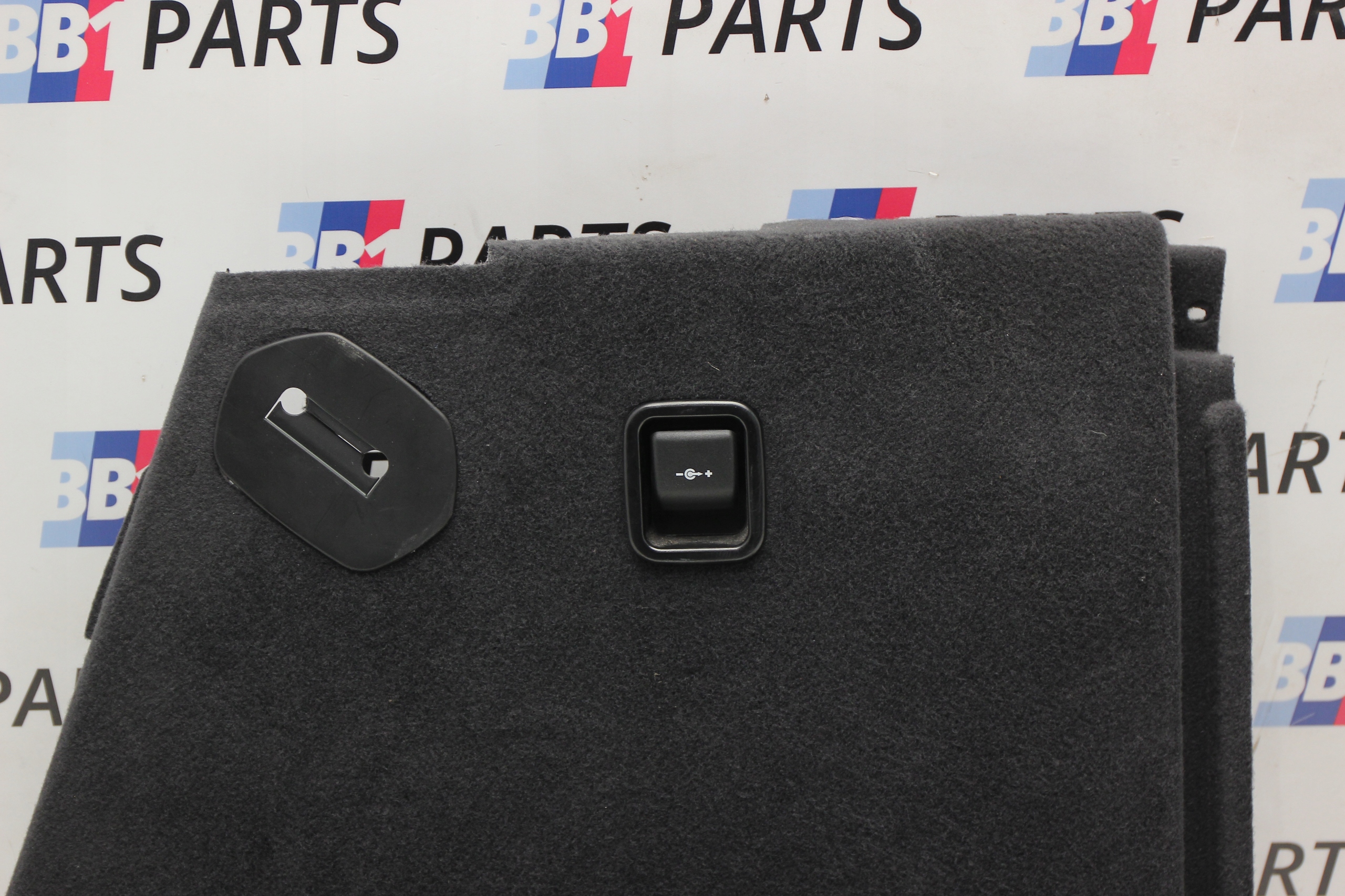 BMW F25 X3 boot upholstery right 7222222