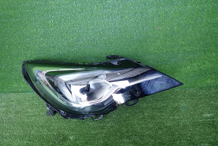OPEL ASTRA K V LUX 16- reflektor right light right