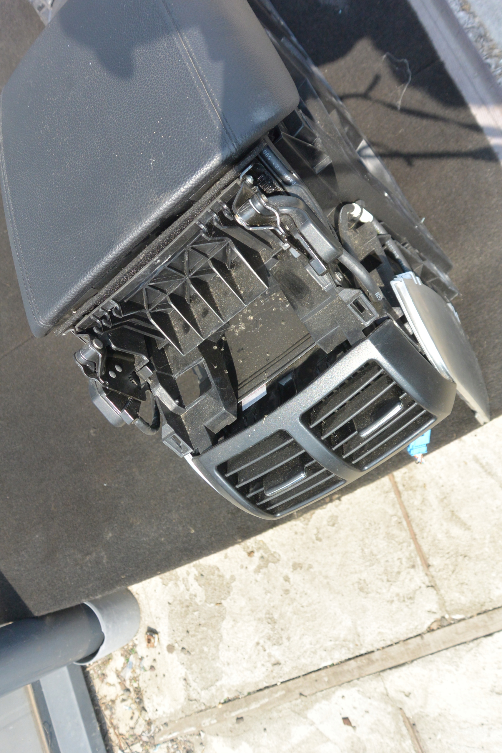 TUNEL central front leather MERCEDES R W251