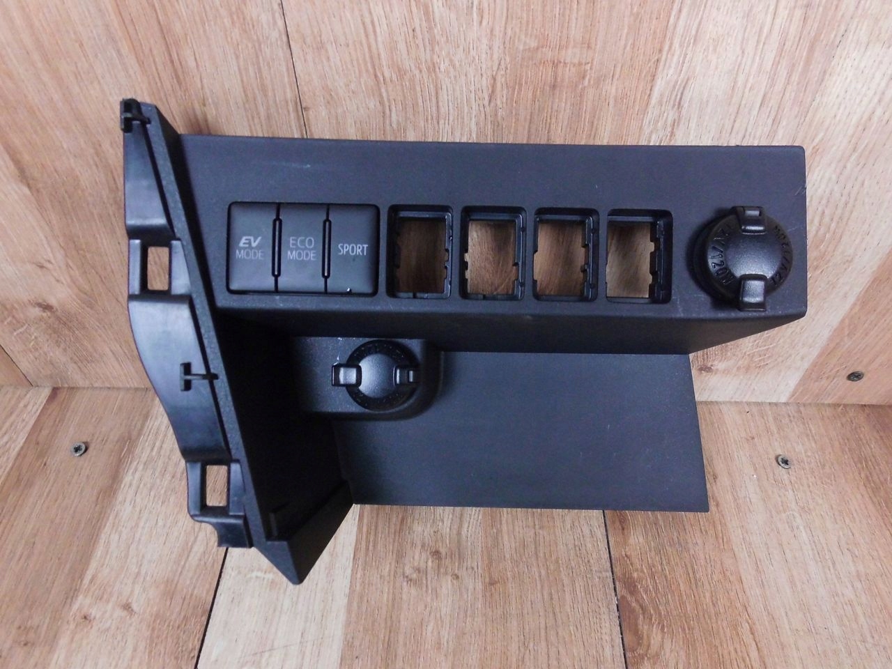 Toyota RAV4 IV switch SPORT EV ECO trybu jazd