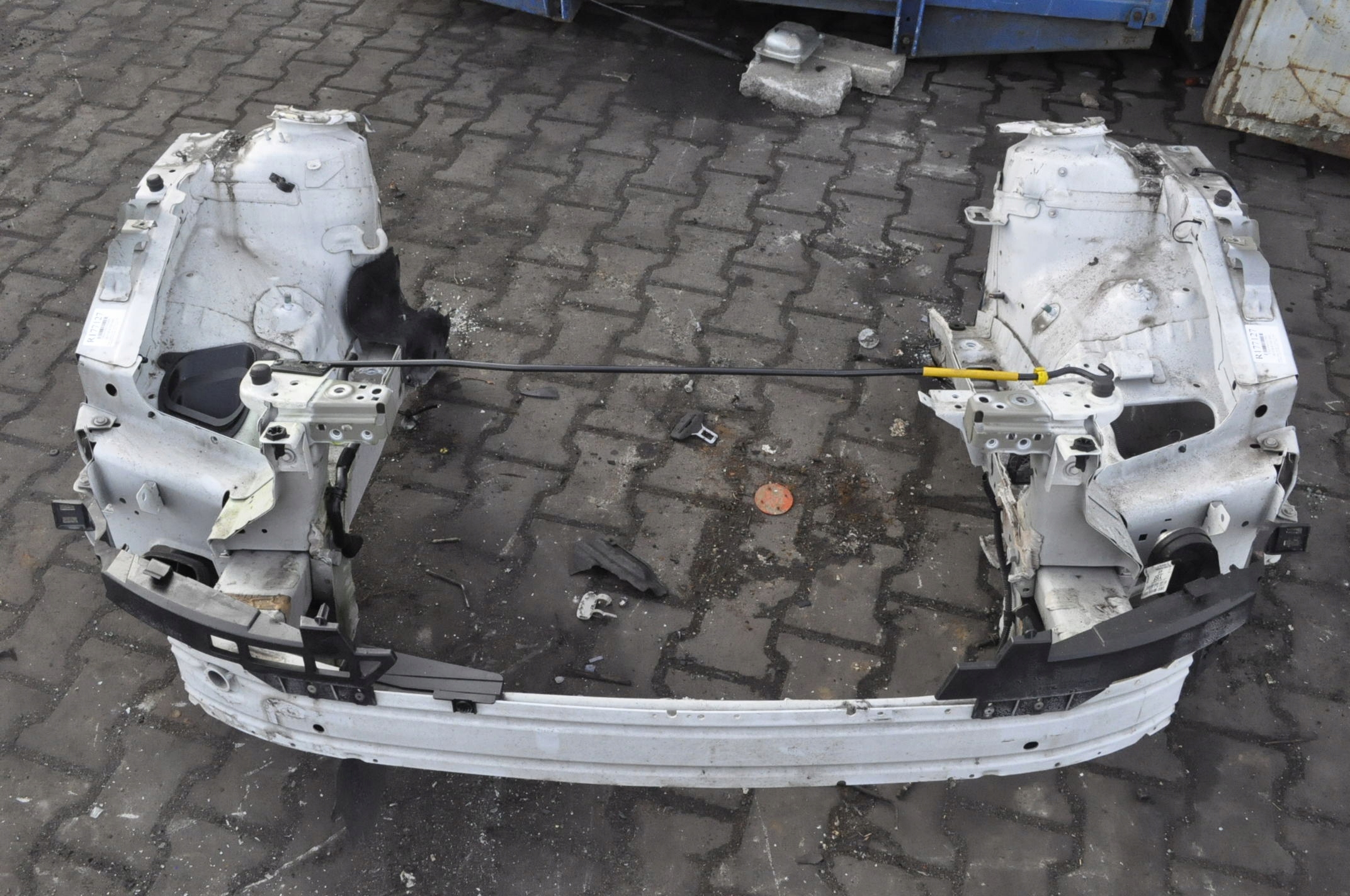 OPEL ASTRA J IV PAS PRZEDNI WZMOCNIENIE GTC
