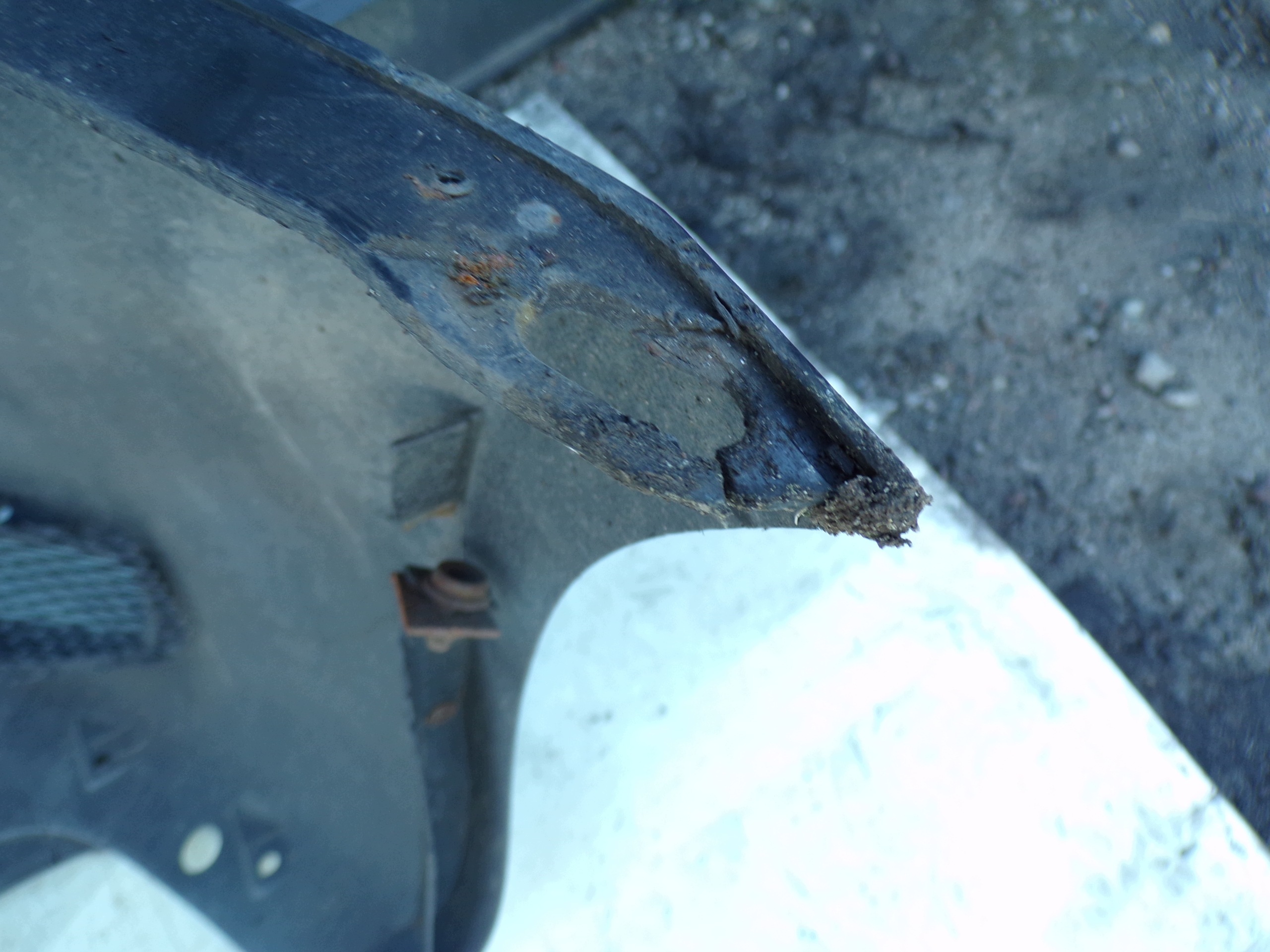 front bumper front FIAT GRNDE PUNTO (1) (R1)