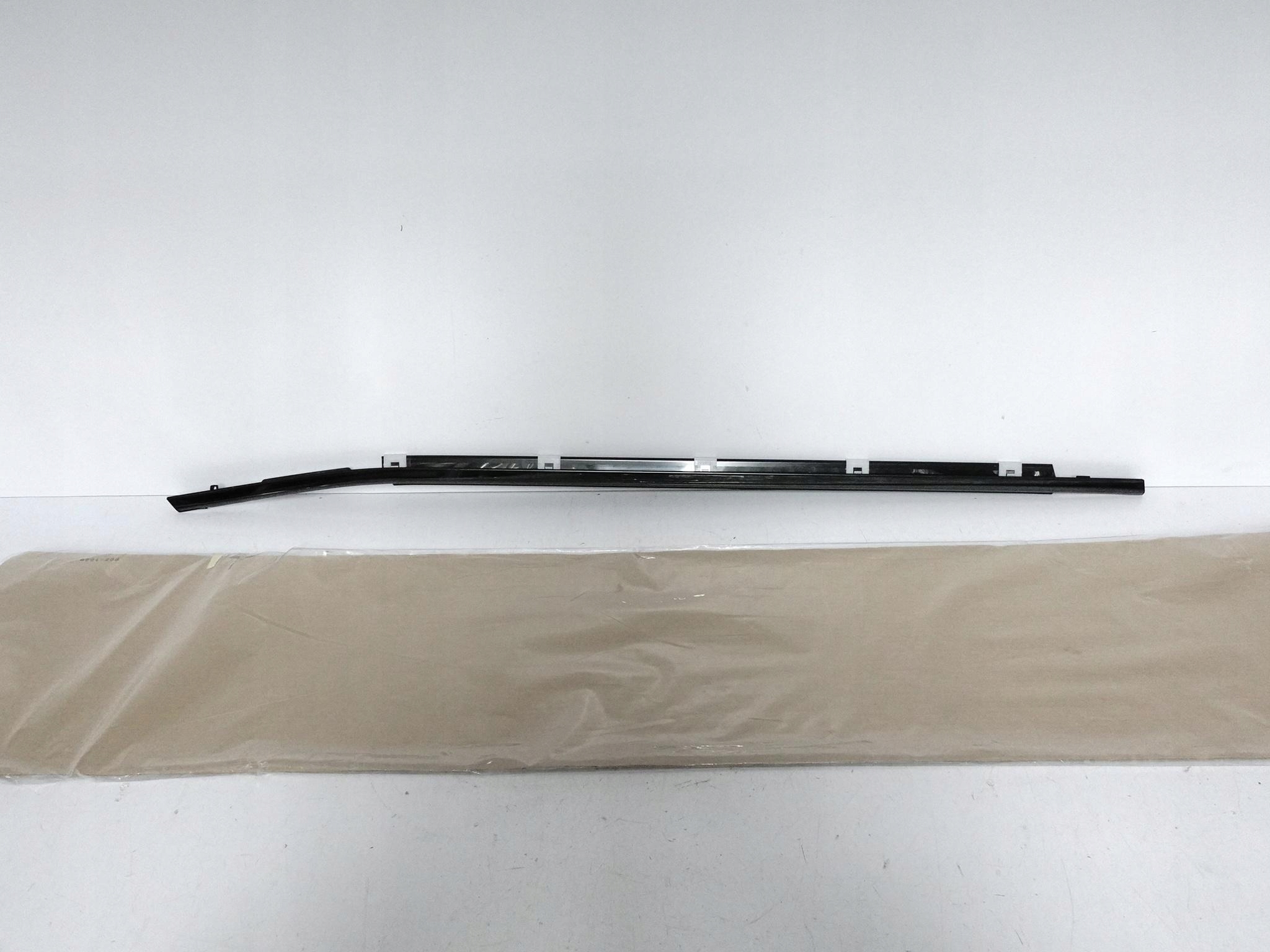 LEXUS NX II 2 21- moulding dust windows door right front BLACK ORG