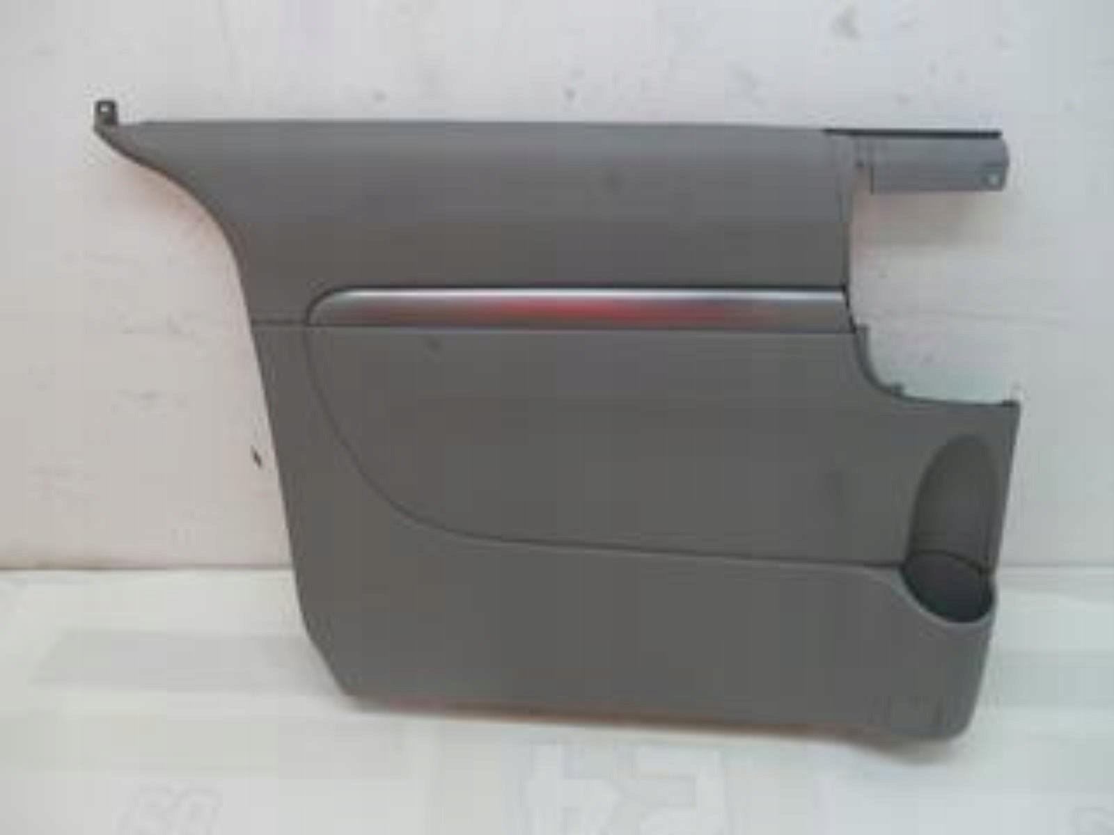 kia CARNIVAL III SEDONA дверные карты левый зад
