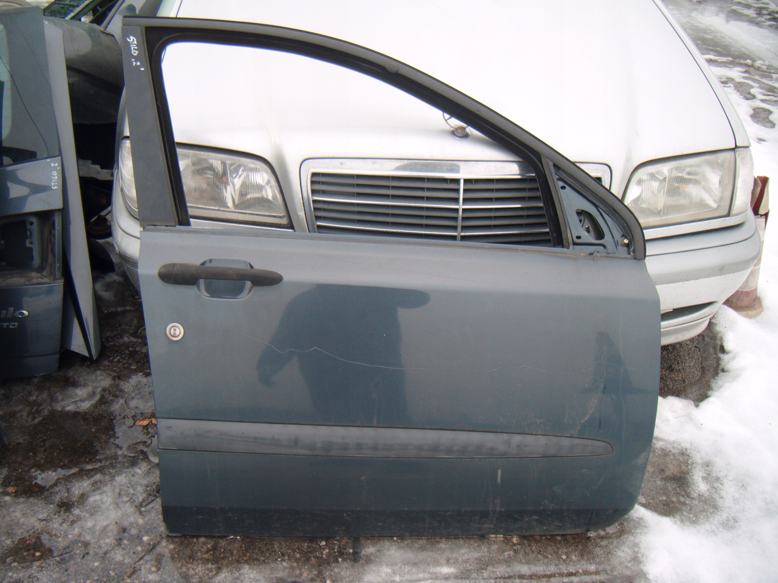 FIAT STILO KOMBI 2003-2007 DRZWI PRAWY PRZÓD LAK 675