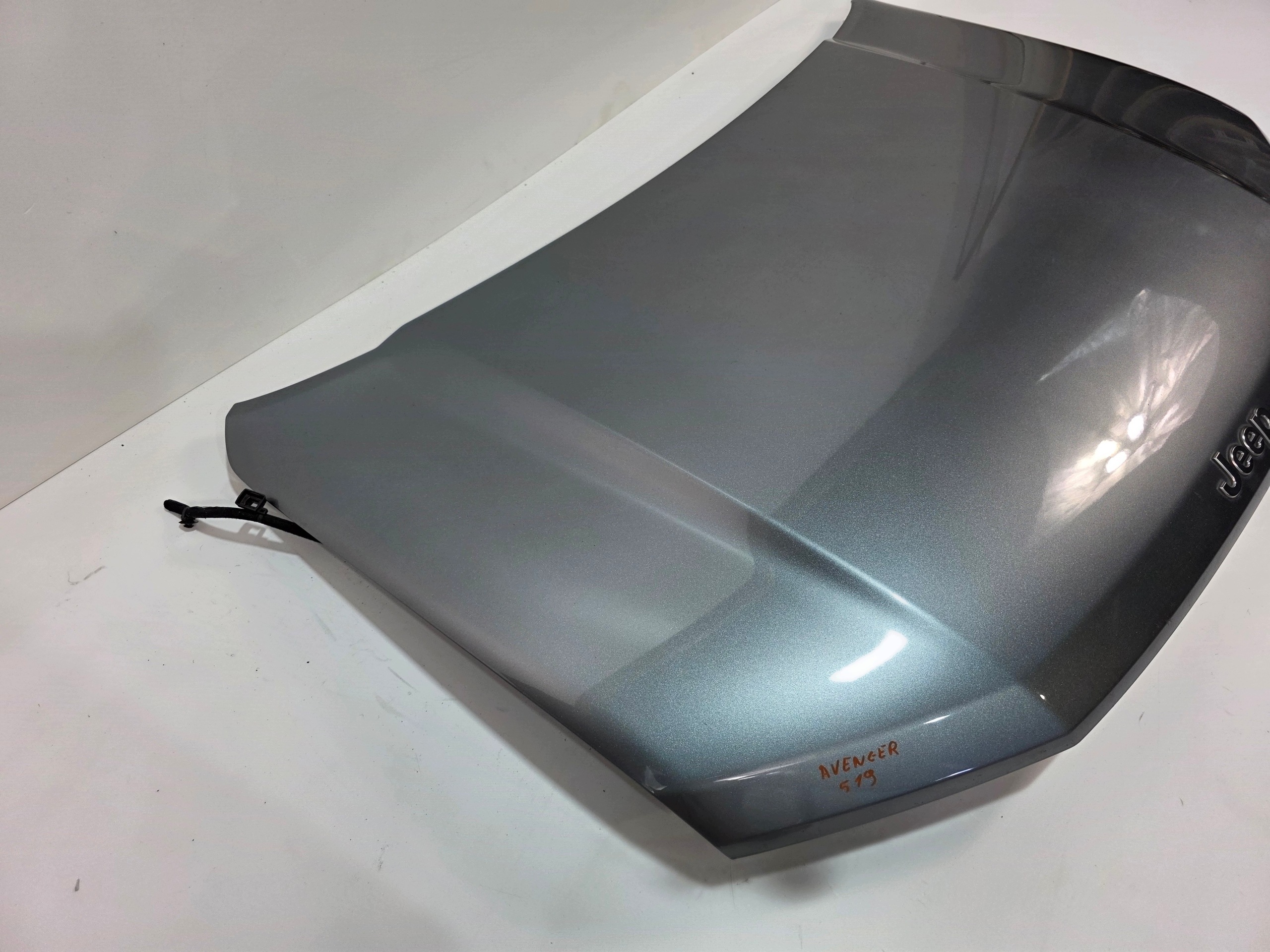 bonnet JEEP AVENGER 519 grey EVOLUZIONE