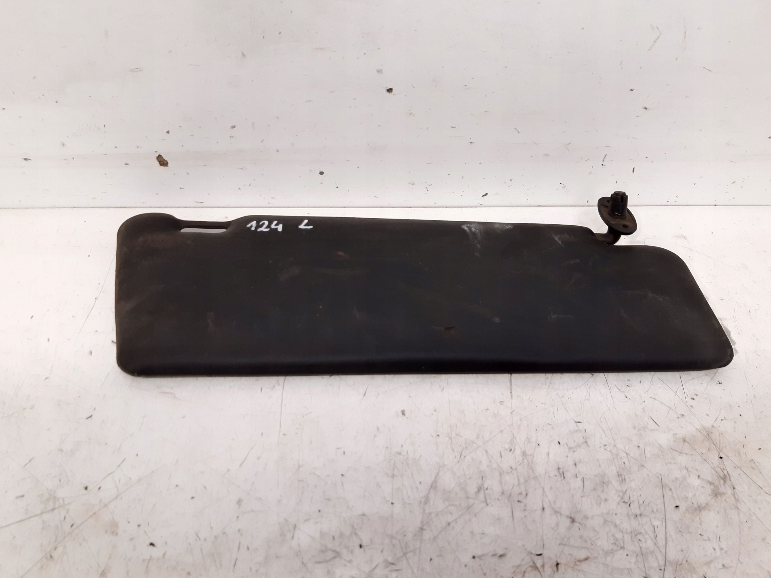 visor przeciwsloneczny left Mercedes W124