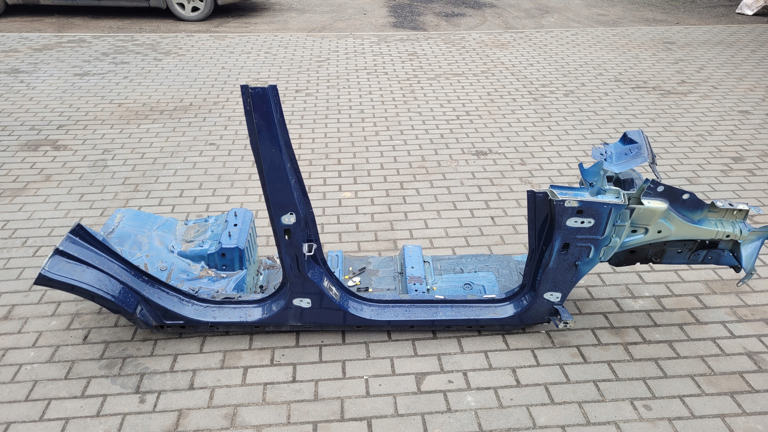 FORD ECOSPORT 22r ЛОНЖЕРОН ЧЕТВЕРТЬ ПОРОГ СТОЙКА ЦЕНТРАЛЬНЫЙ ПРАВЫЙ