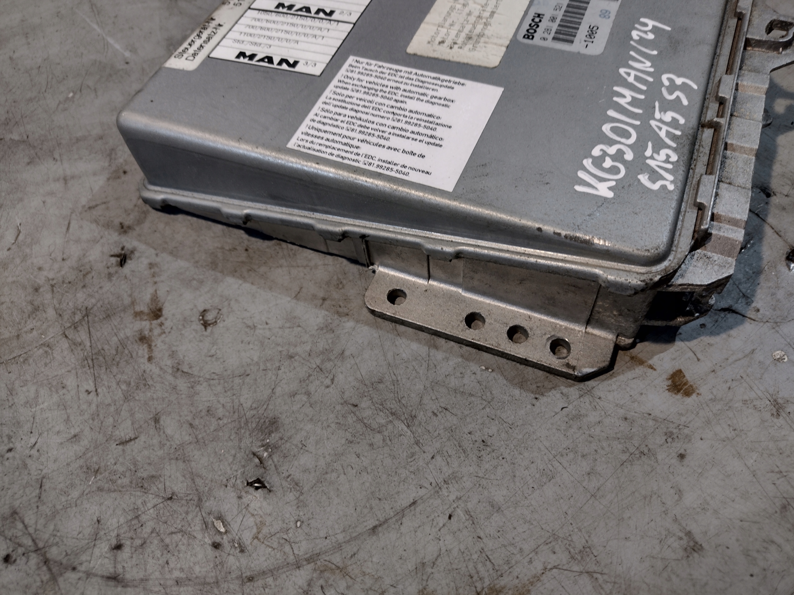 control unit of the engine MAN 0281001521