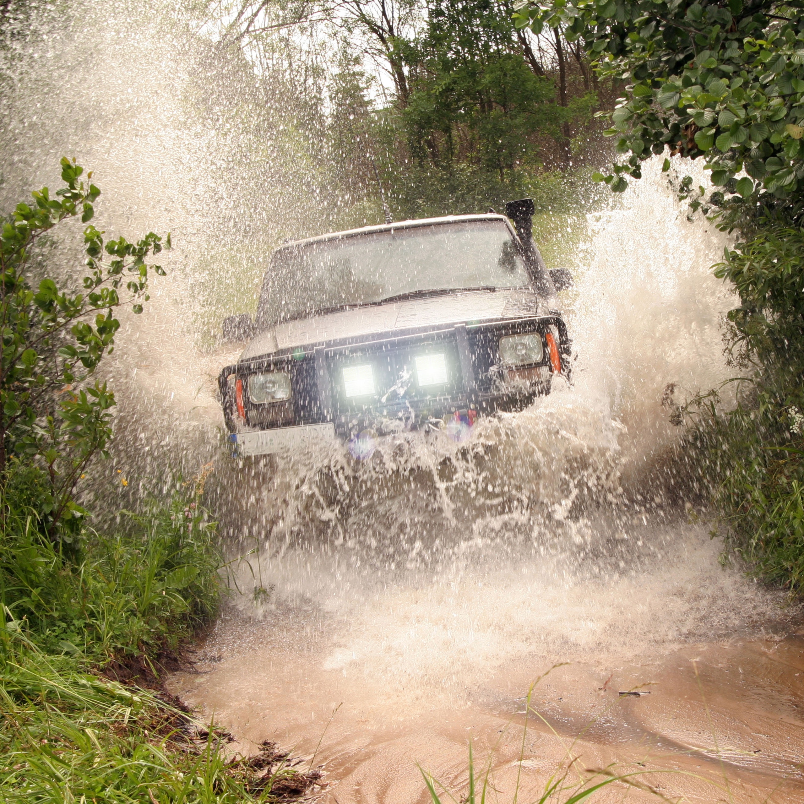 LAMPA 38 LED HALOGEN ROBOCZY SZPERACZ 177W 12V-24V Producent części Retoo