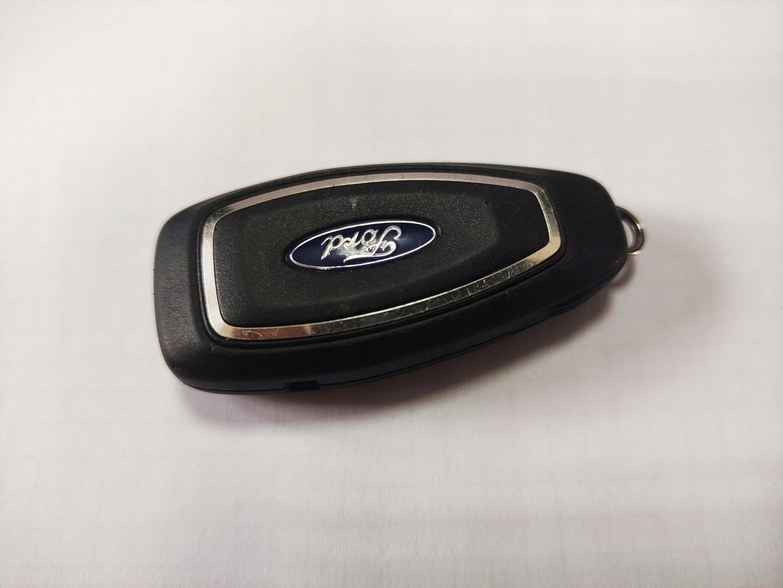 FORD KLUCZYK KEYLESS SMART KEY 7S7T-15K601-EE Producent części Ford OE