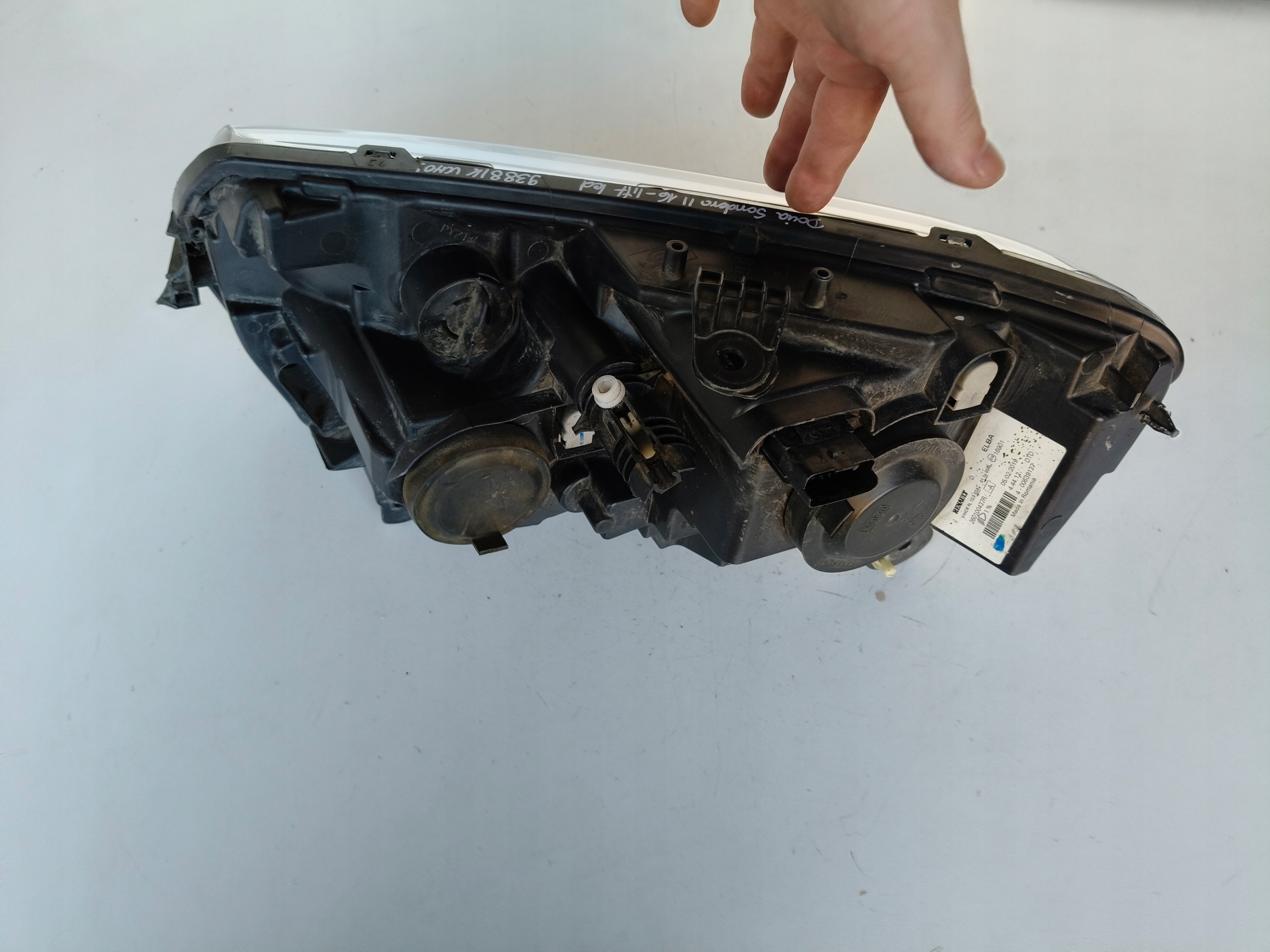 light right REFLEKTOR DACIA SANDERO II 16- LIFT LED