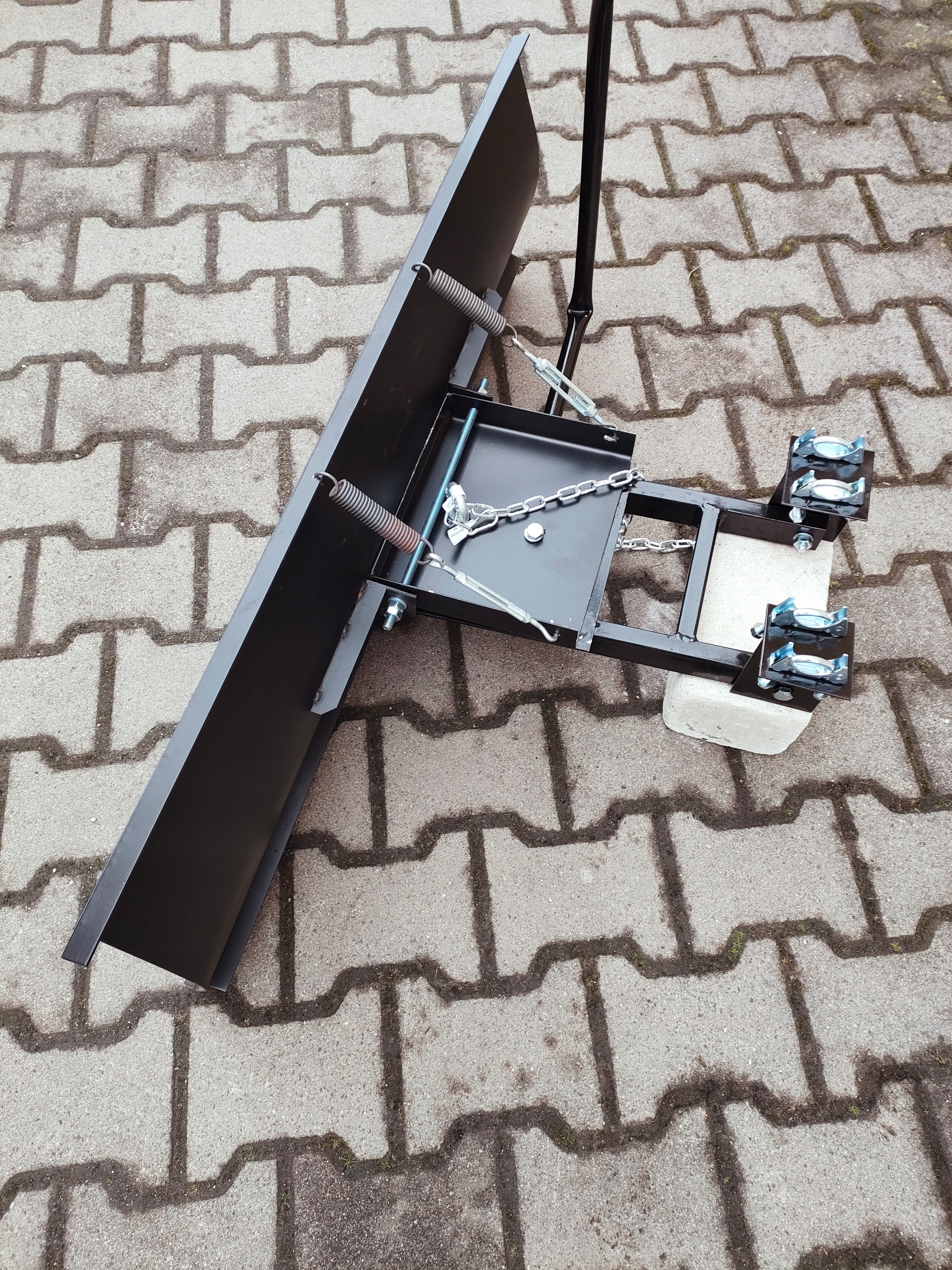 Снегоочиститель с ручкой для квадроцикла