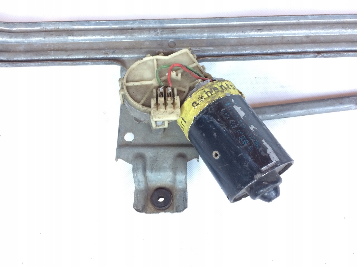 mechanism engine of wipers VW PASSAT B3 front 390241090 BOSCH